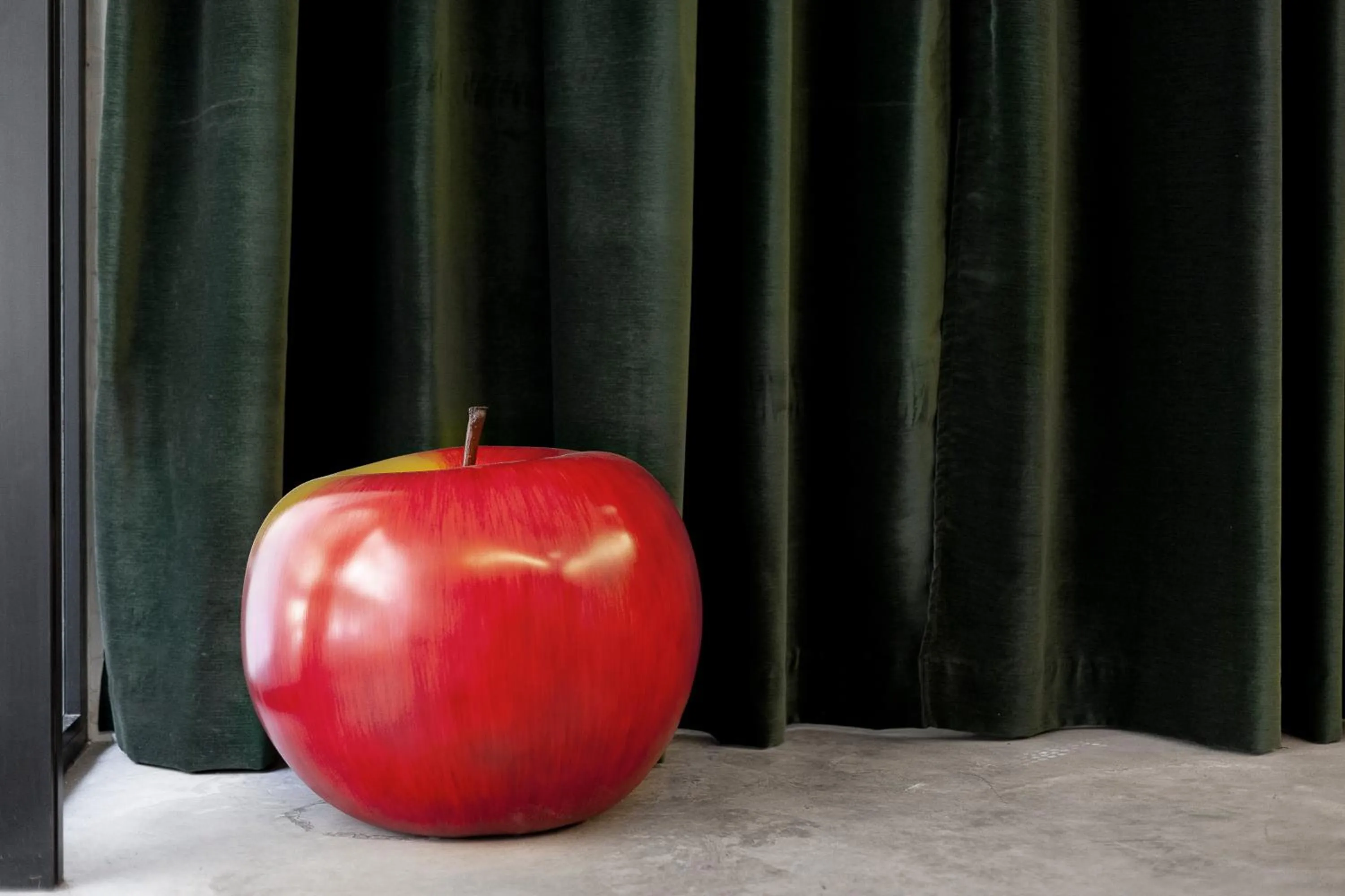 Lobby or reception in 2060 The Newton Hostel