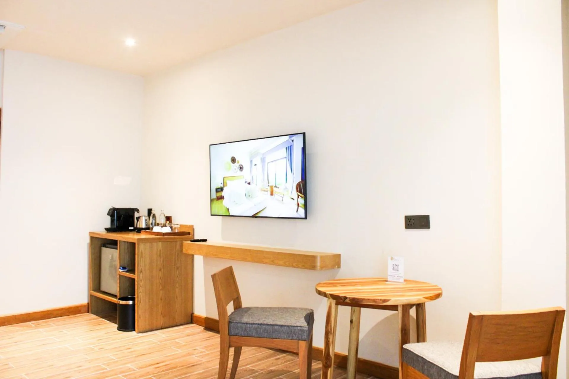 TV and multimedia in Baan Haad Ngam Boutique Resort