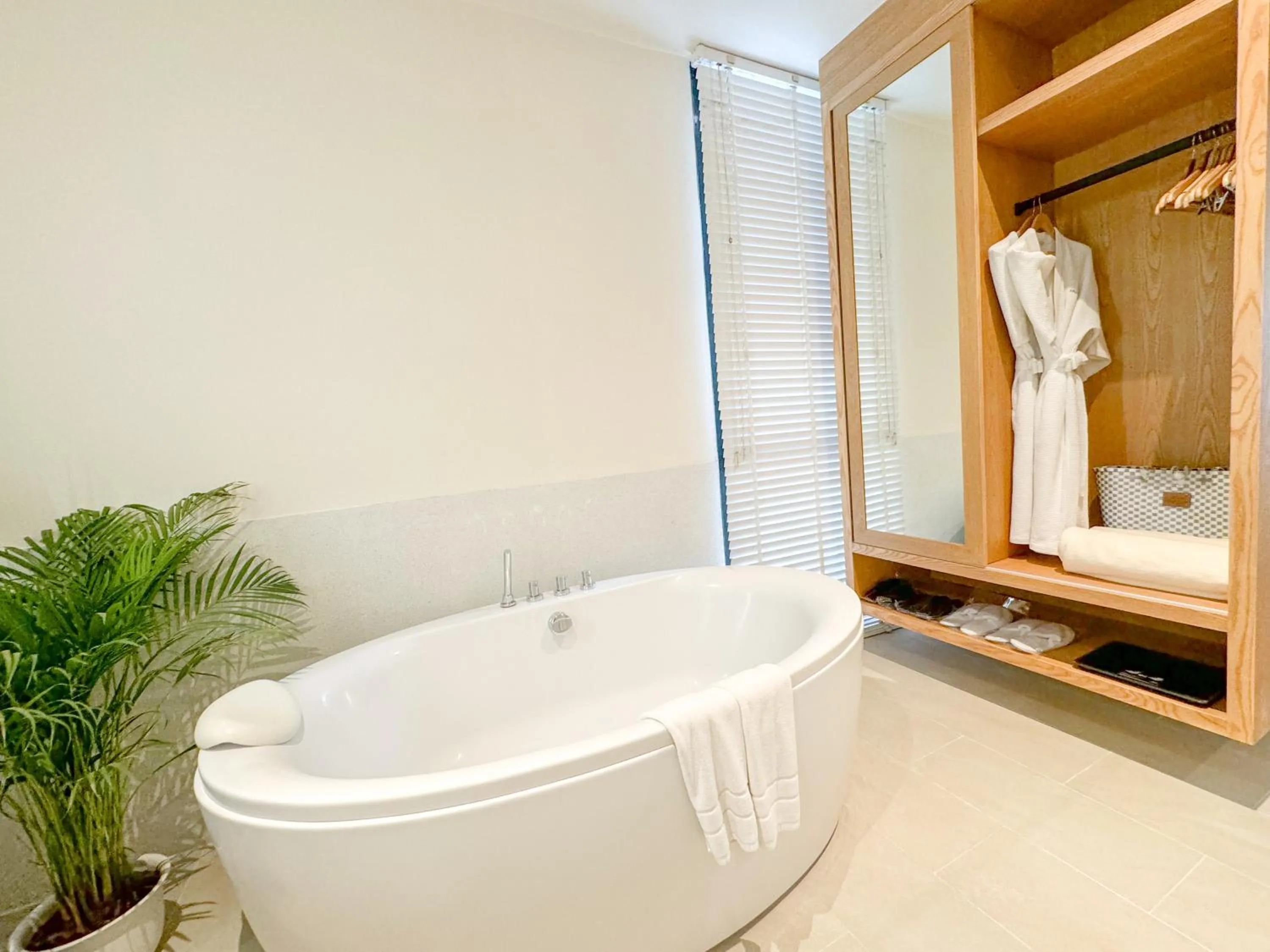 Bathroom in Baan Haad Ngam Boutique Resort