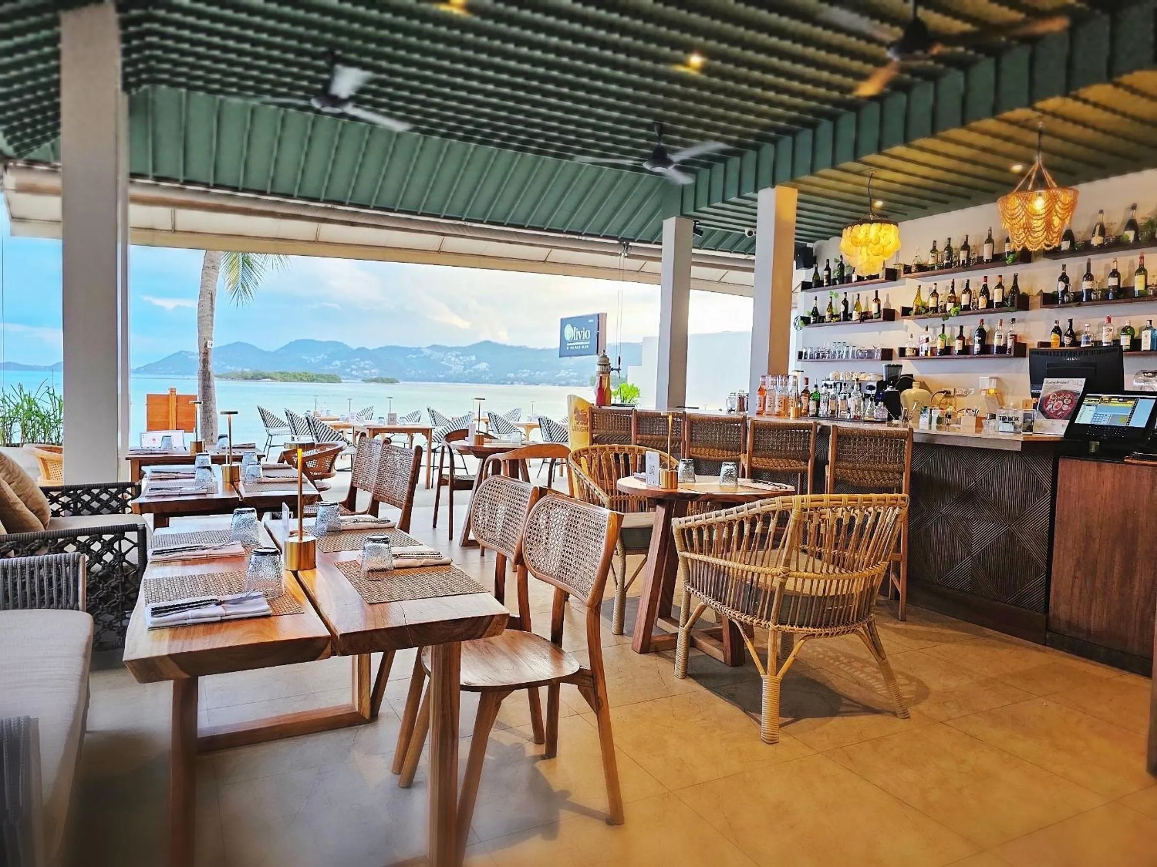 Restaurant/places to eat in Baan Haad Ngam Boutique Resort