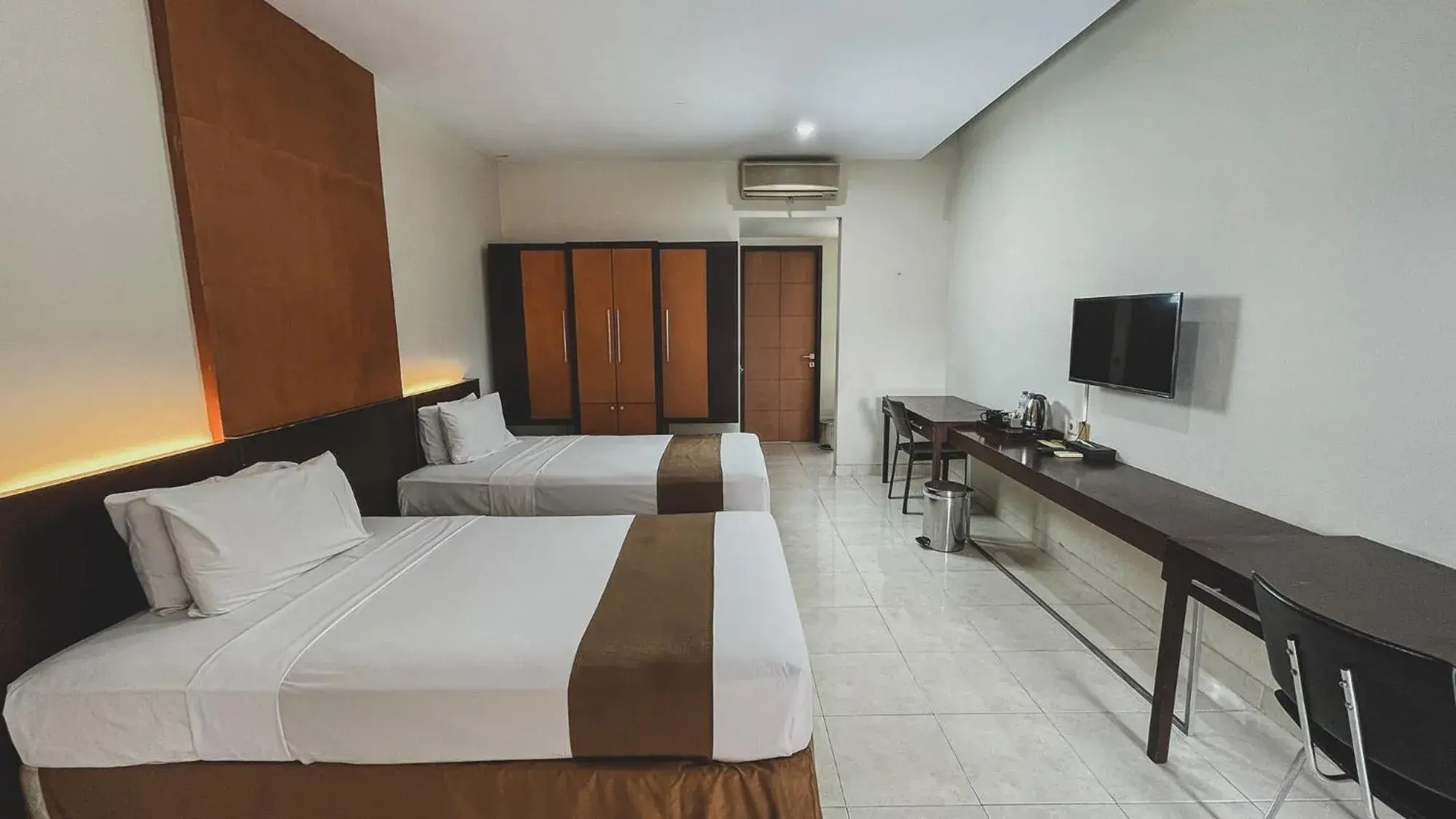 Bed in LPP Convention Hotel Demangan Bed in LPP Convention Hotel Demangan