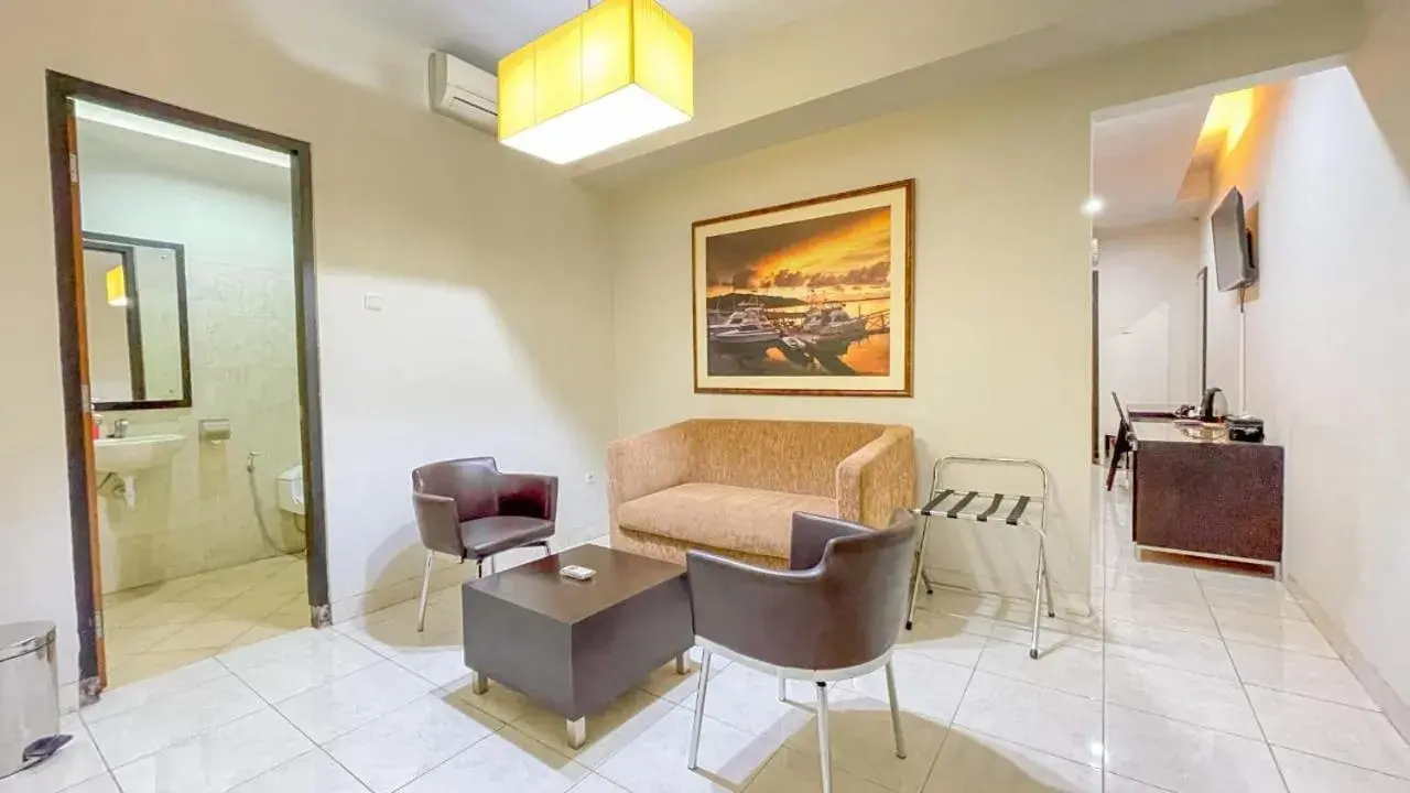 Living room in LPP Convention Hotel Demangan Living room in LPP Convention Hotel Demangan