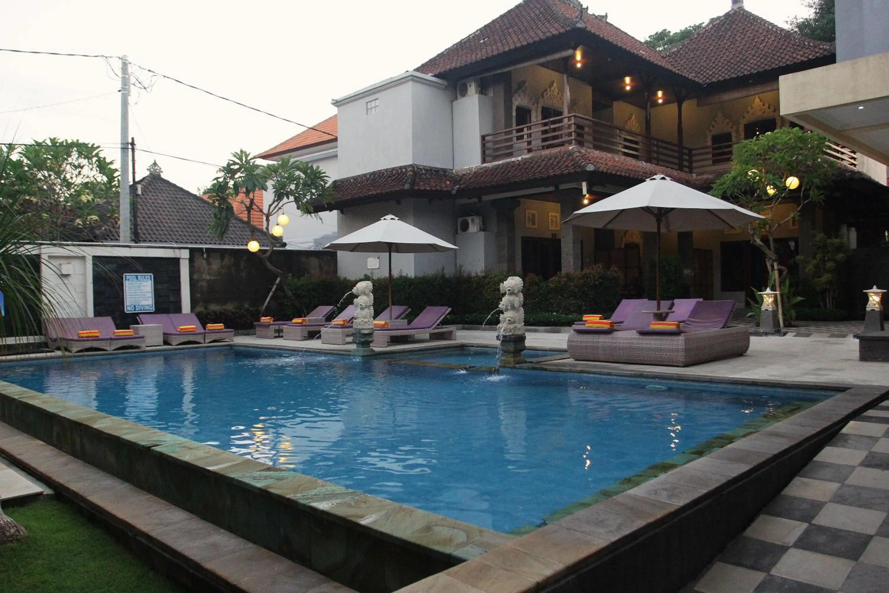Swimming pool in Puri Sading Hotel