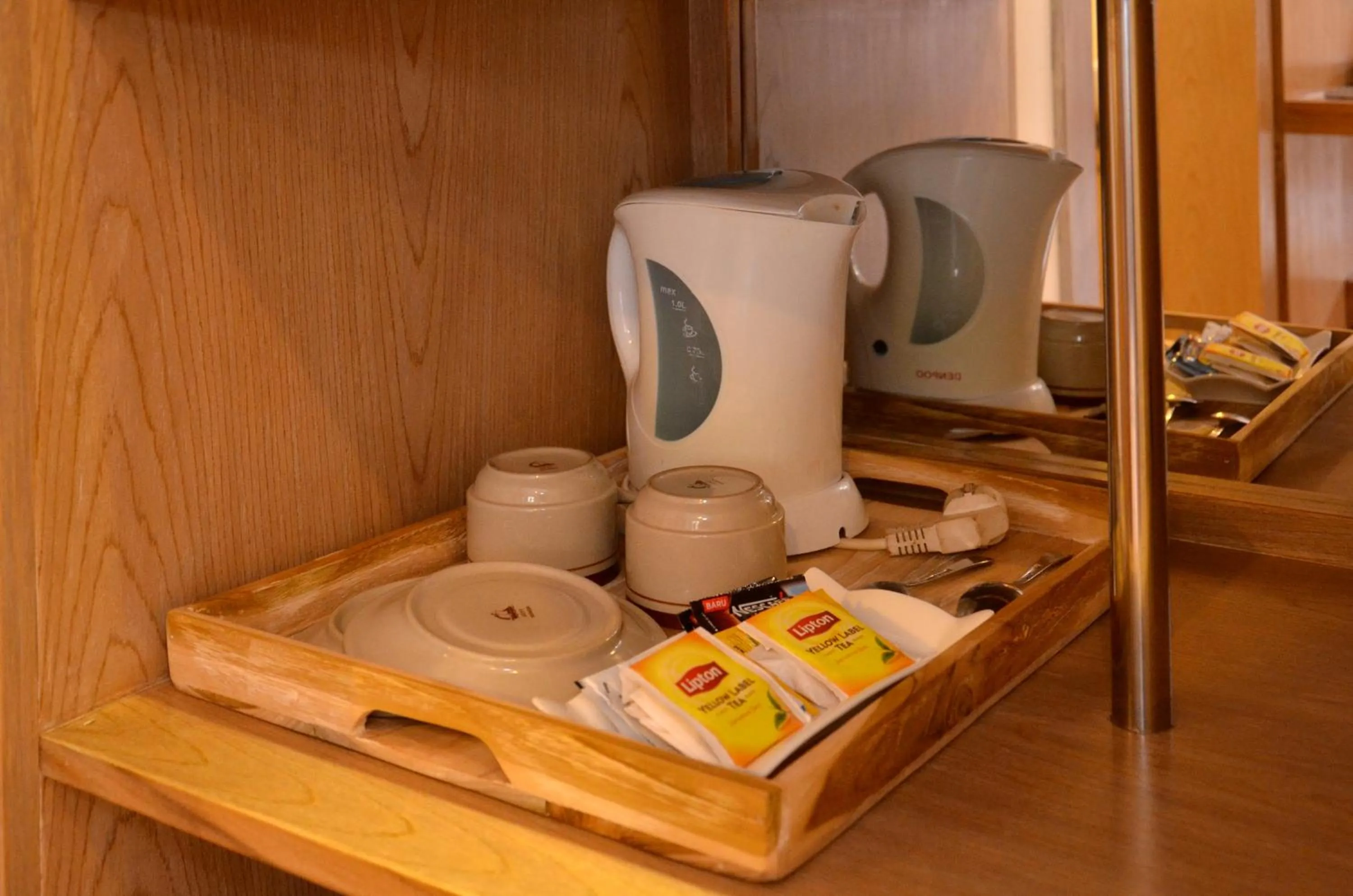 Coffee/tea facilities in Puri Sading Hotel