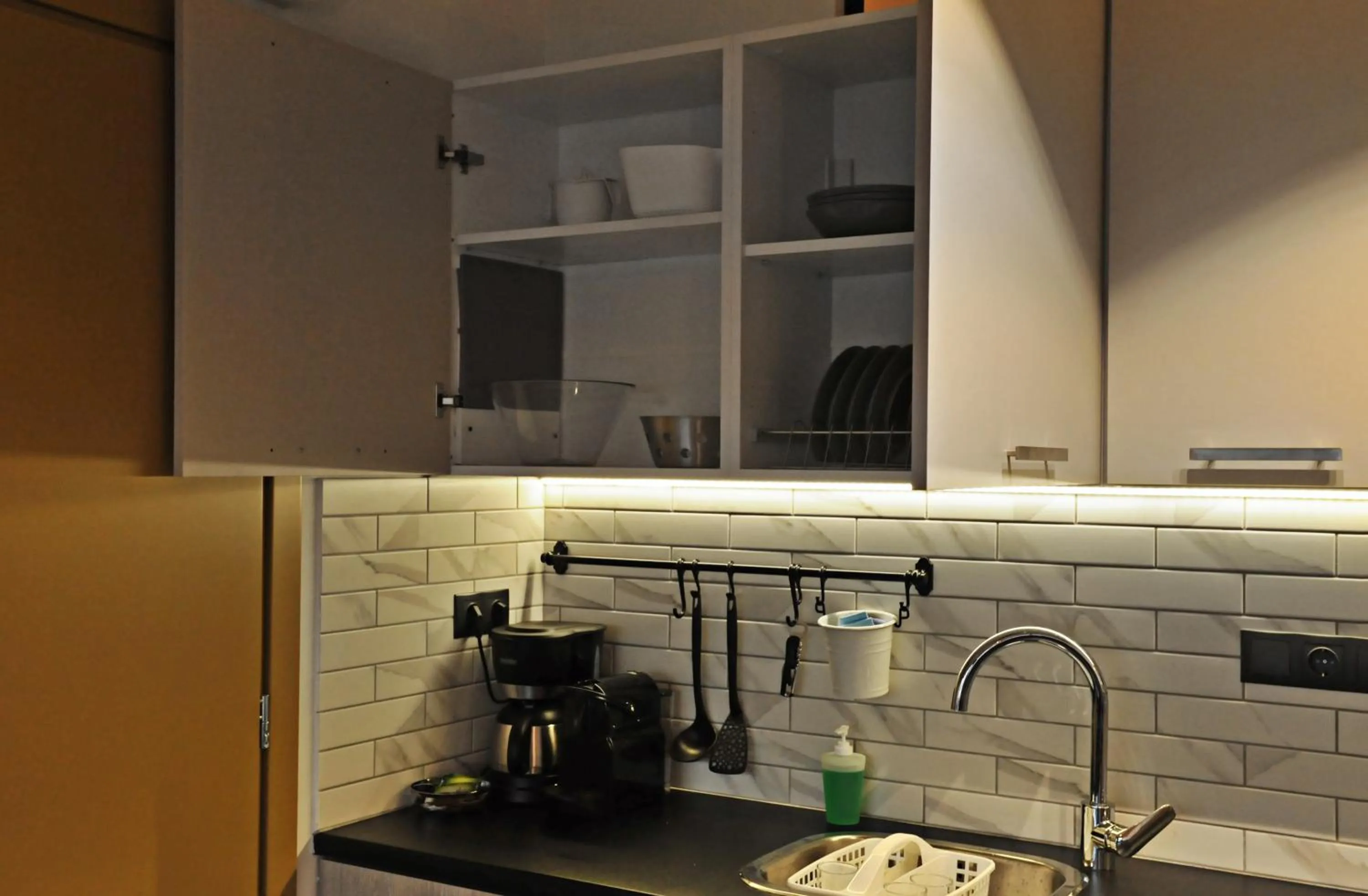 Kitchen or kitchenette in The Athenians Modern Apartments