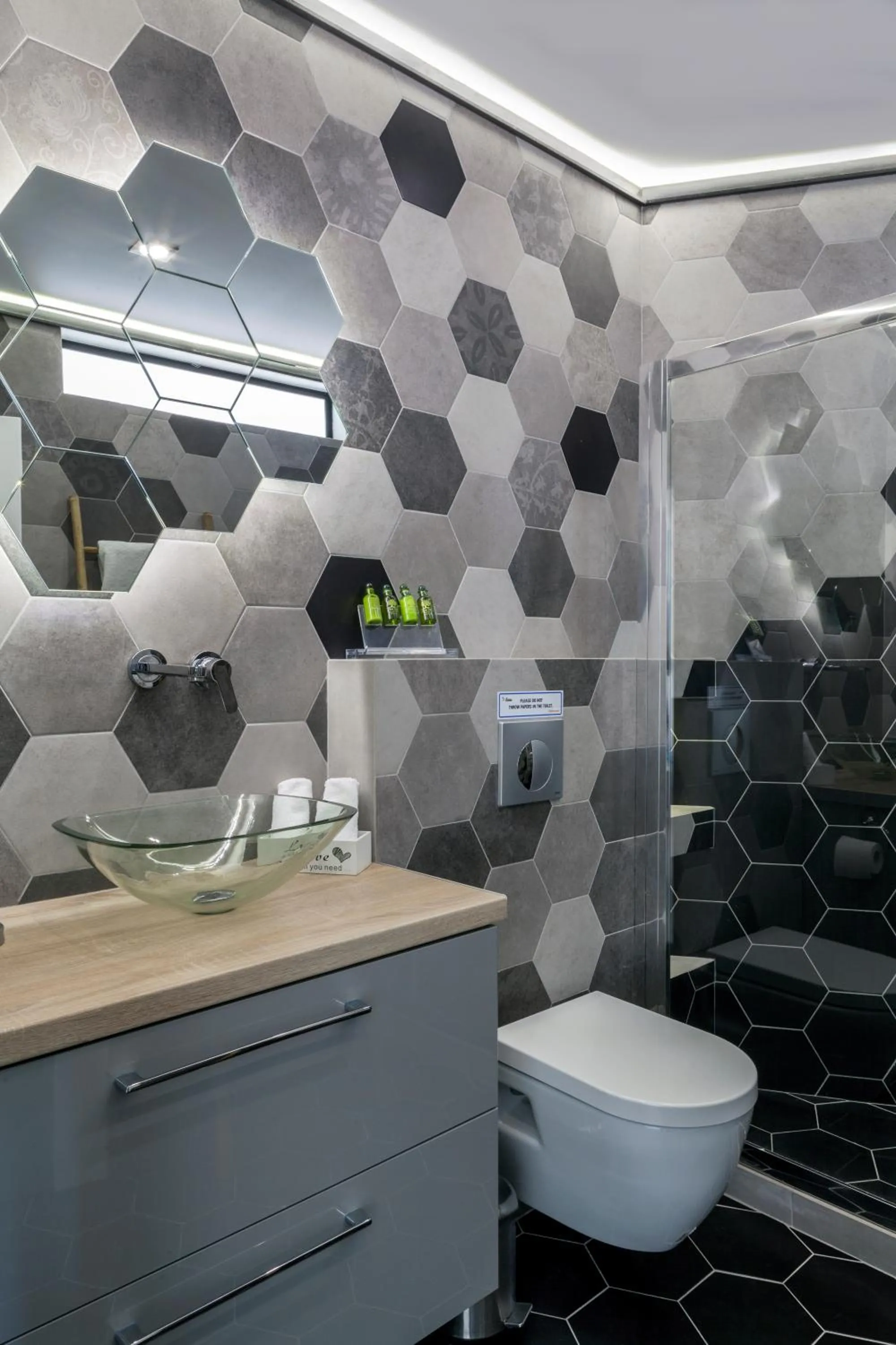 Toilet in The Athenians Modern Apartments