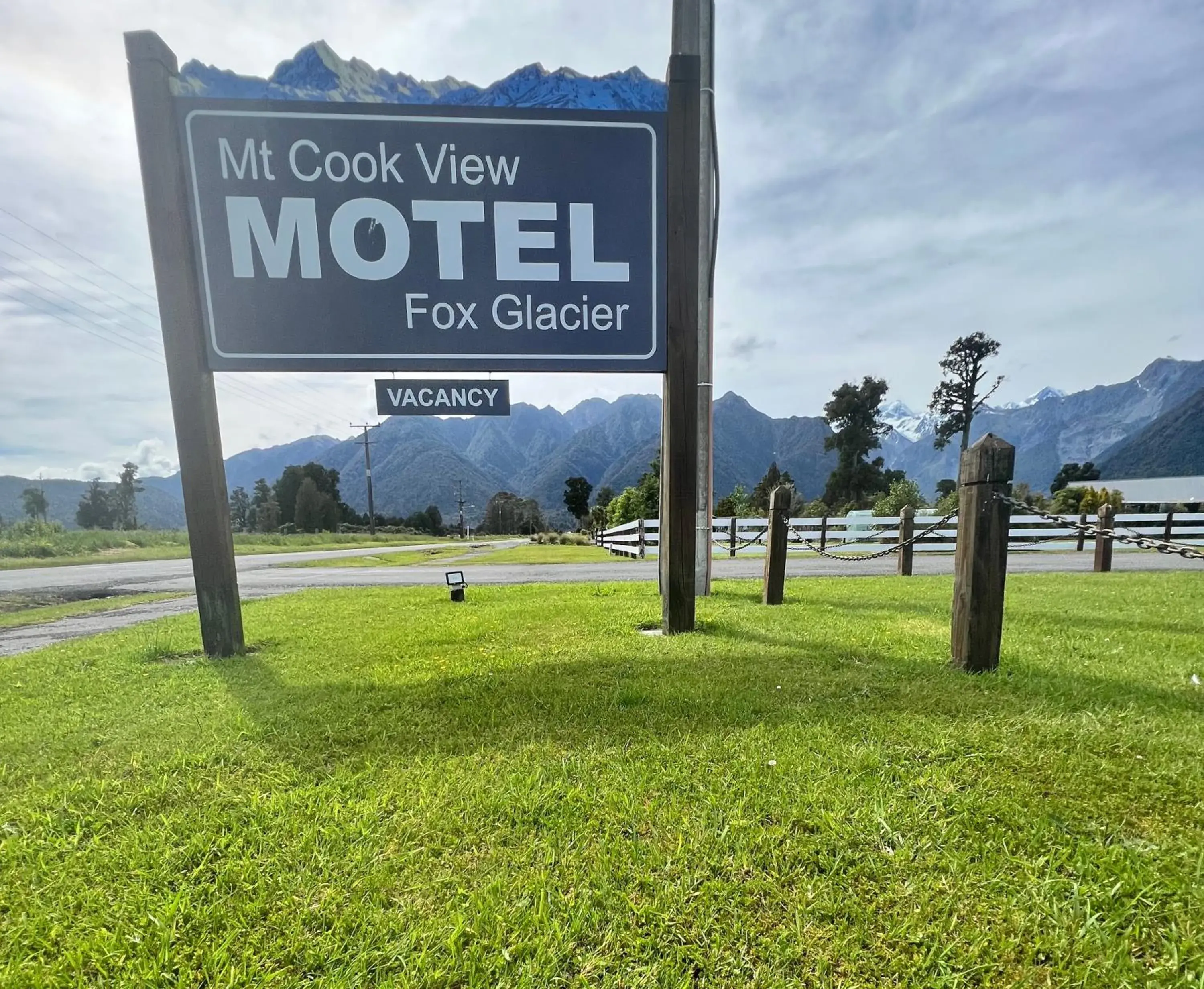Mt Cook View Motel - Fox Glacier Mt Cook View Motel - Fox Glacier
