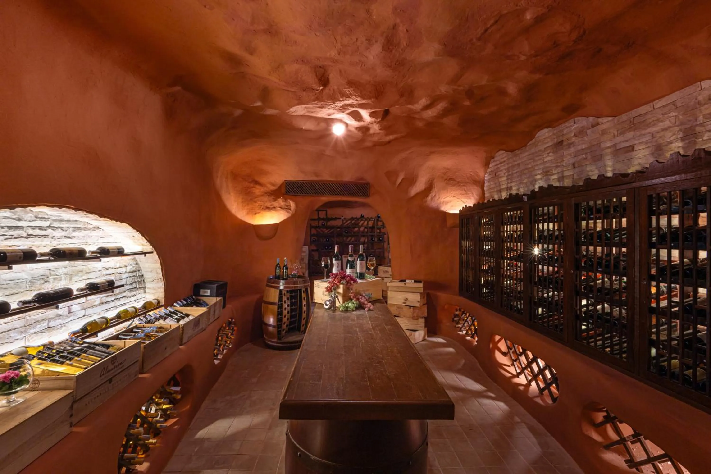 Restaurant/places to eat in Royal Cliff Beach Hotel Pattaya