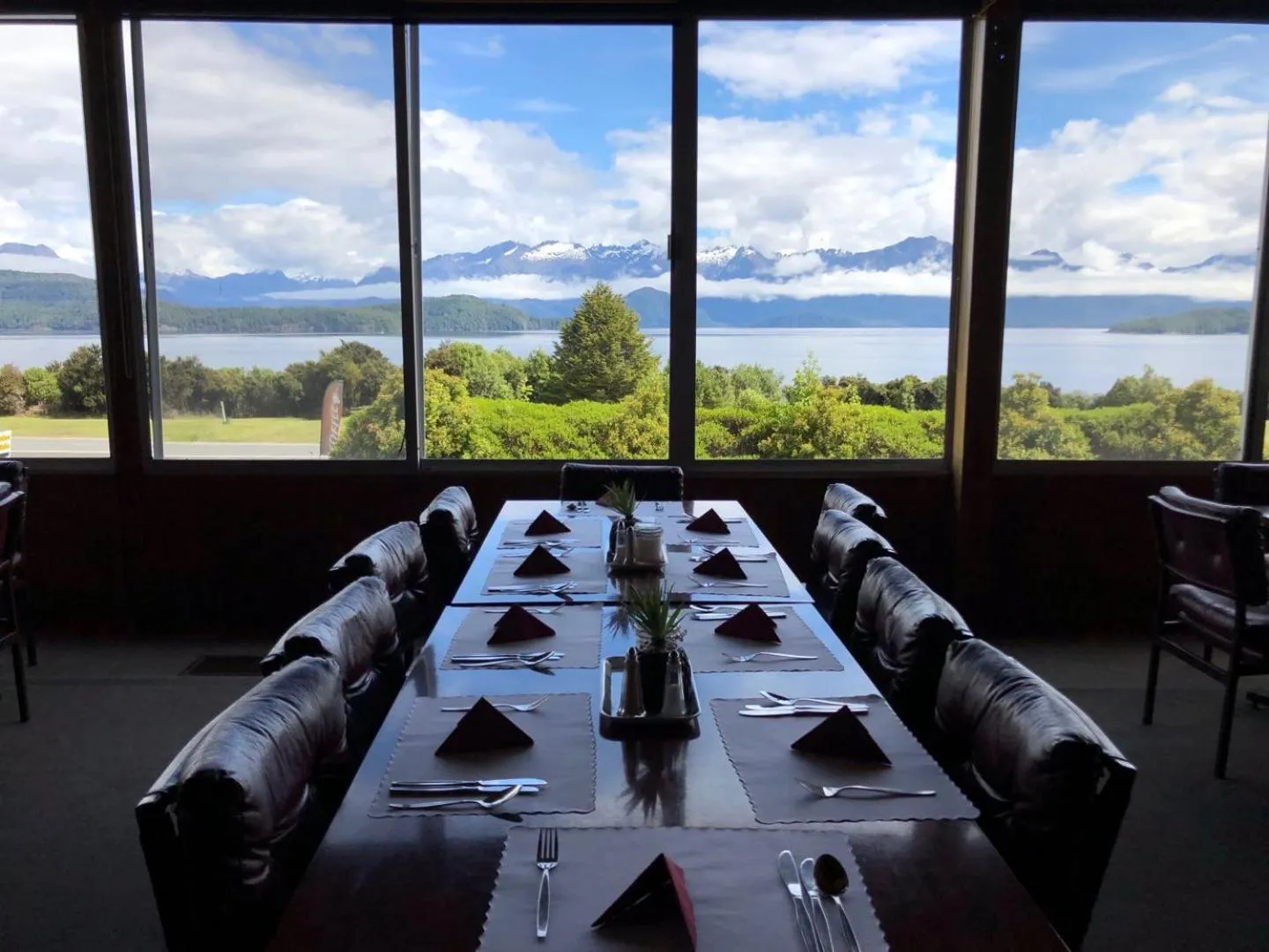Te Anau Manapouri Lake Hotel