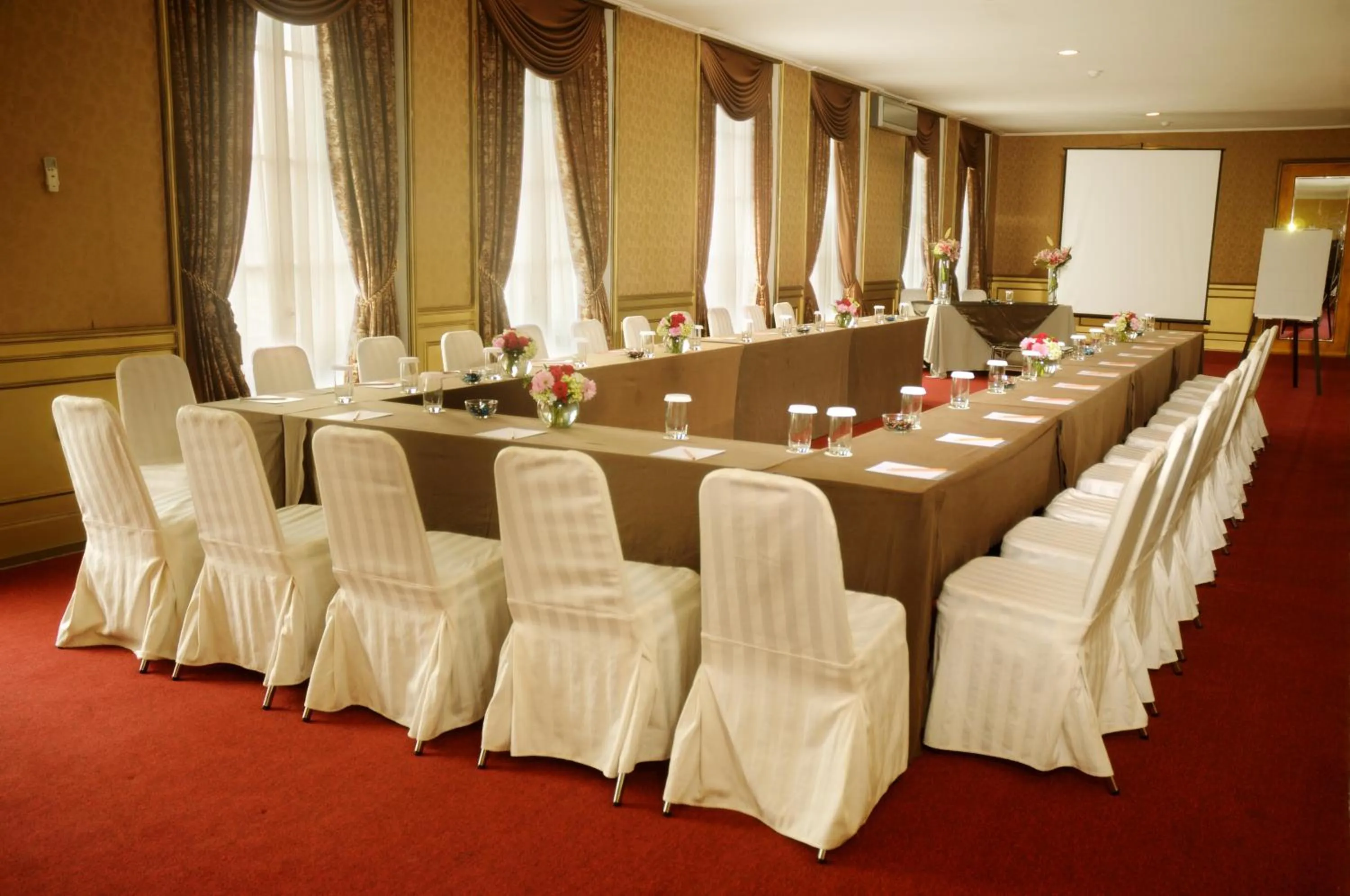 Meeting/conference room in GH Universal Hotel Bandung