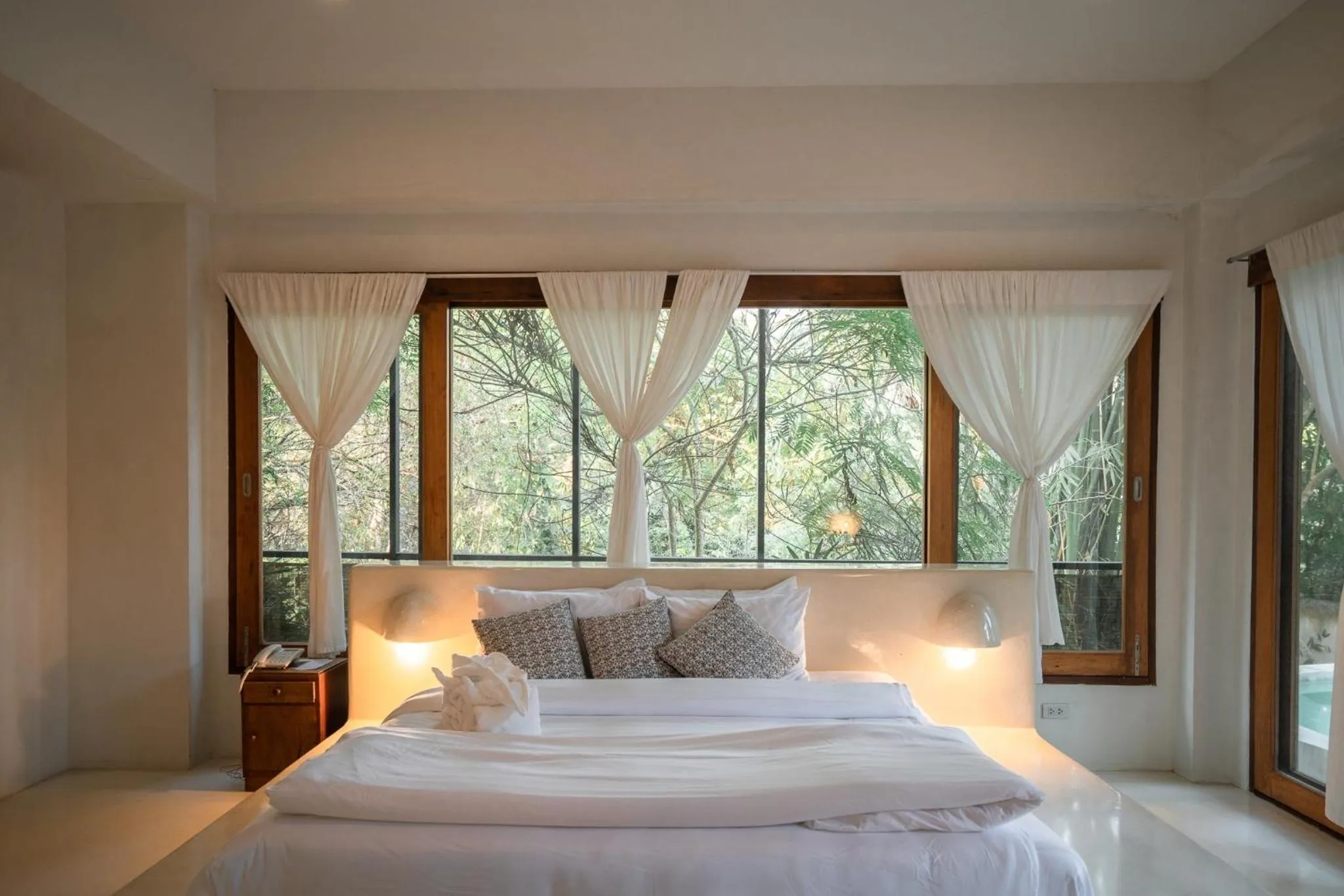 Bed in Proud Phu Fah Maerim Resort