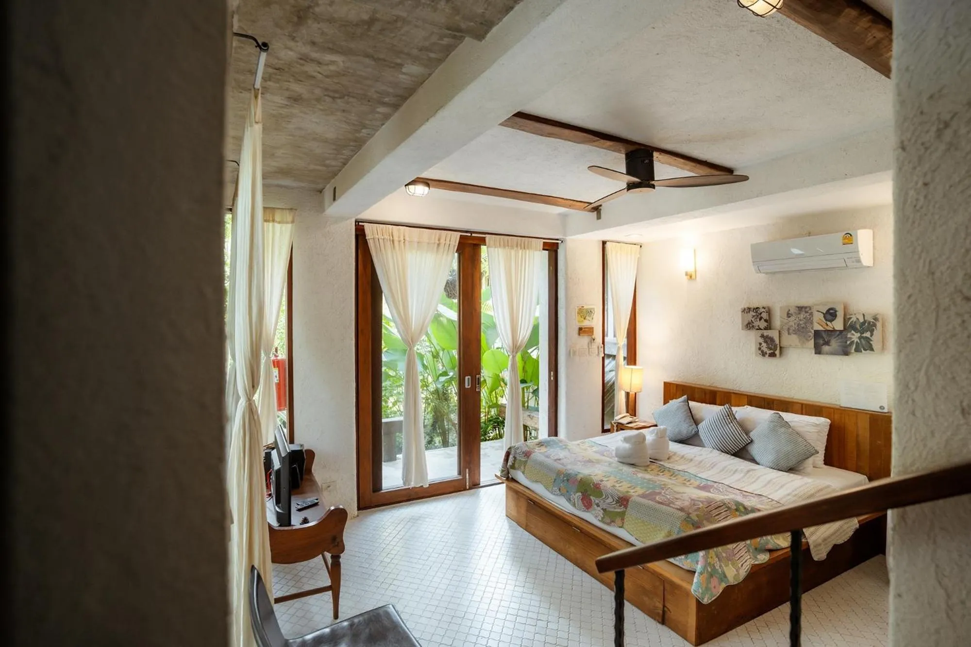 Bed in Proud Phu Fah Maerim Resort