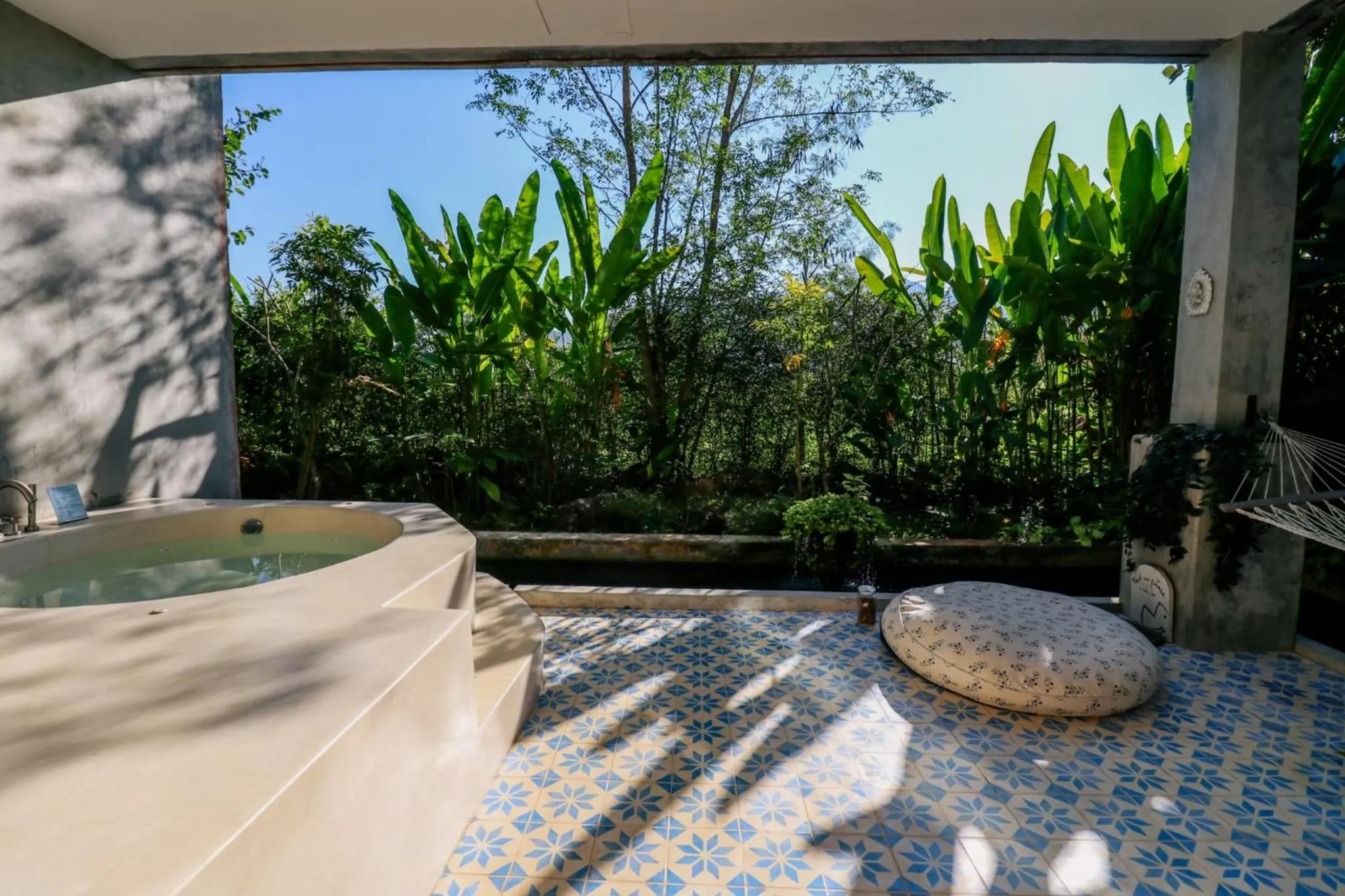 Hot Tub in Proud Phu Fah Maerim Resort