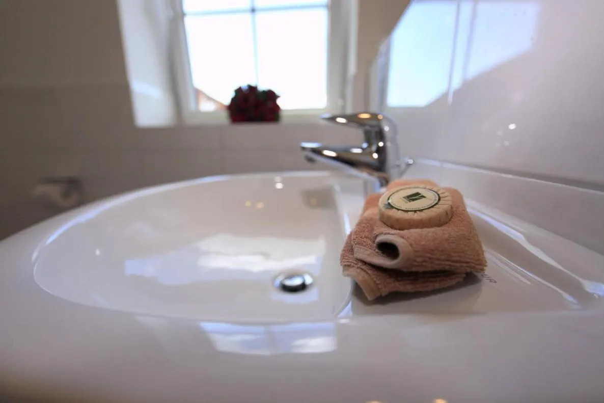 Bathroom in Landhotel Möllhagen