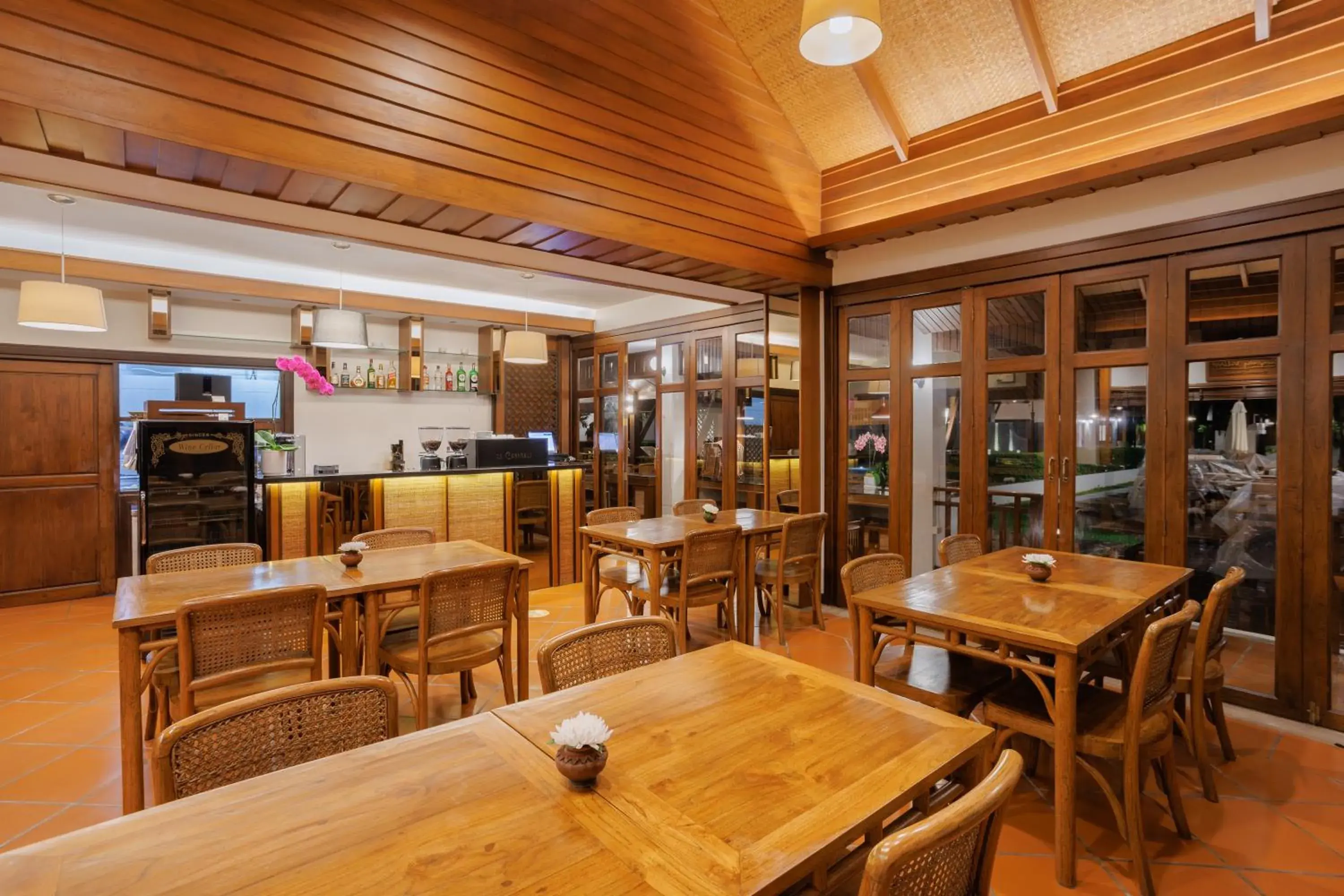 Restaurant/places to eat in Rimping Village Restaurant/places to eat in Rimping Village