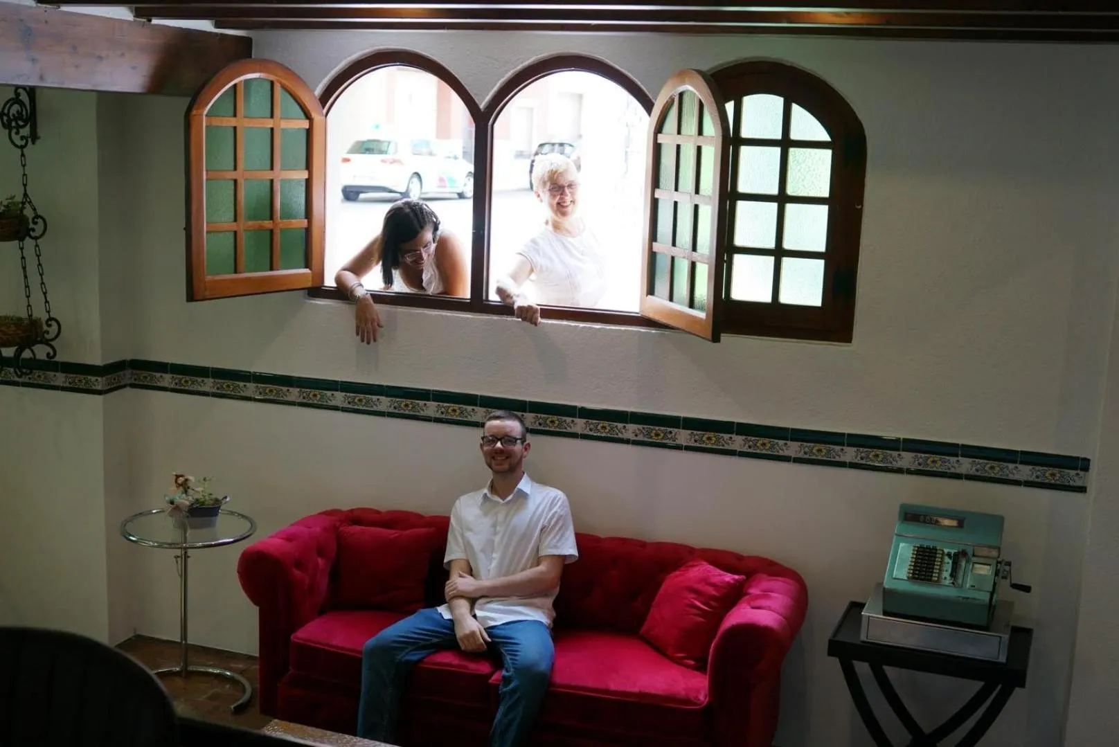 group of guests in Hotel Ramis fundado en 1969