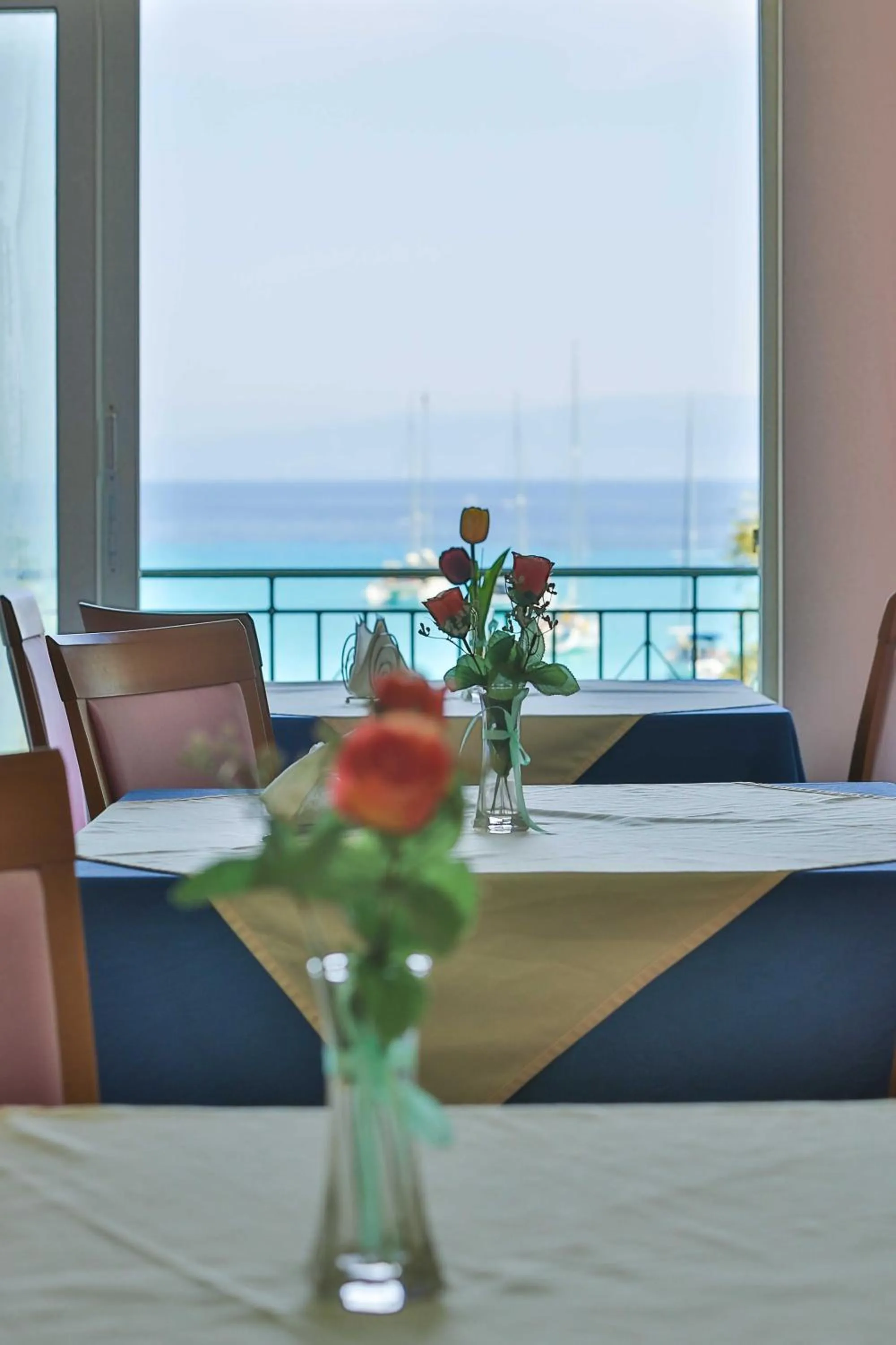 Amfitriti Hotel & Studios