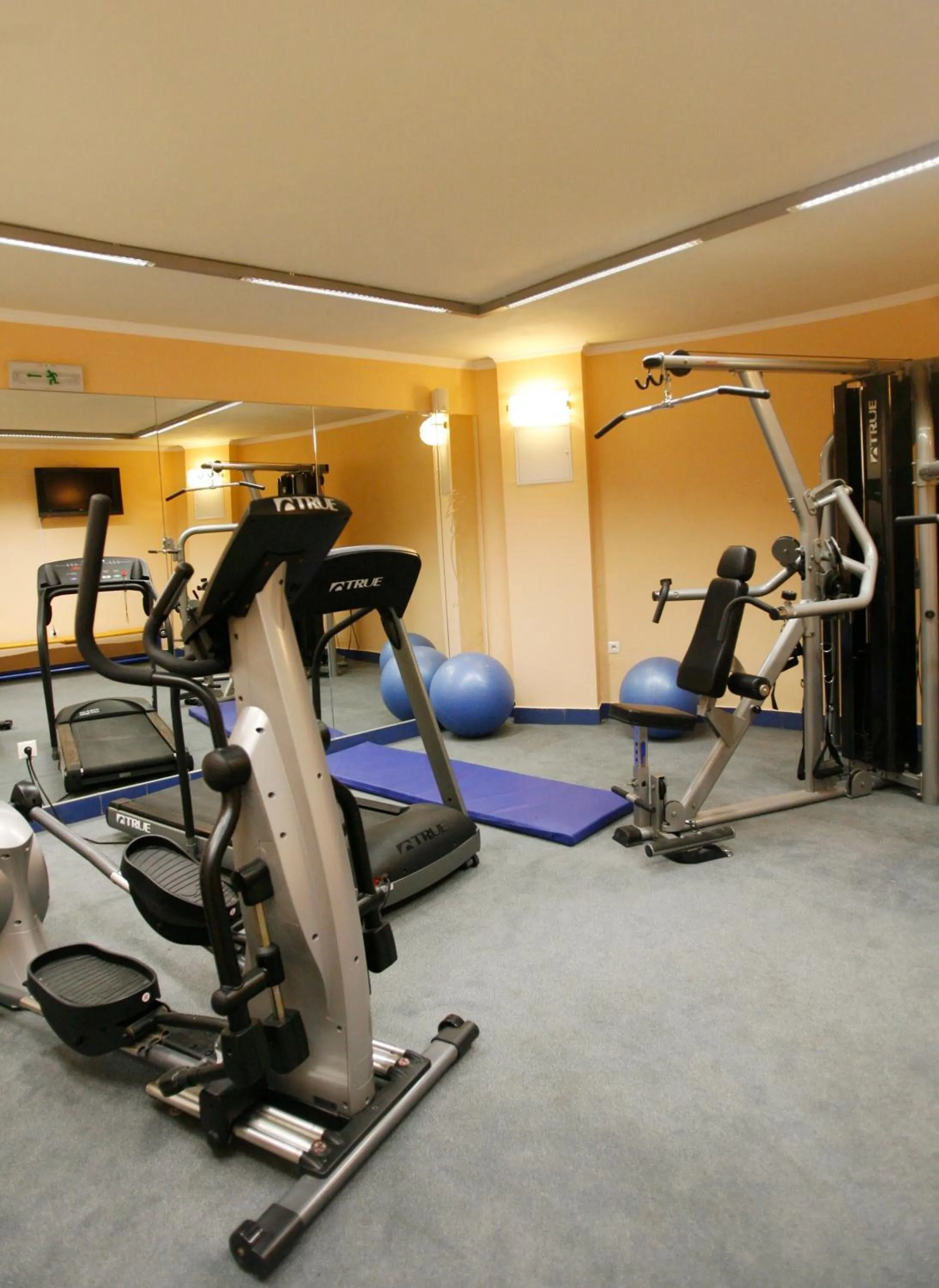 Fitness centre/facilities in Sea View Resorts & Spa