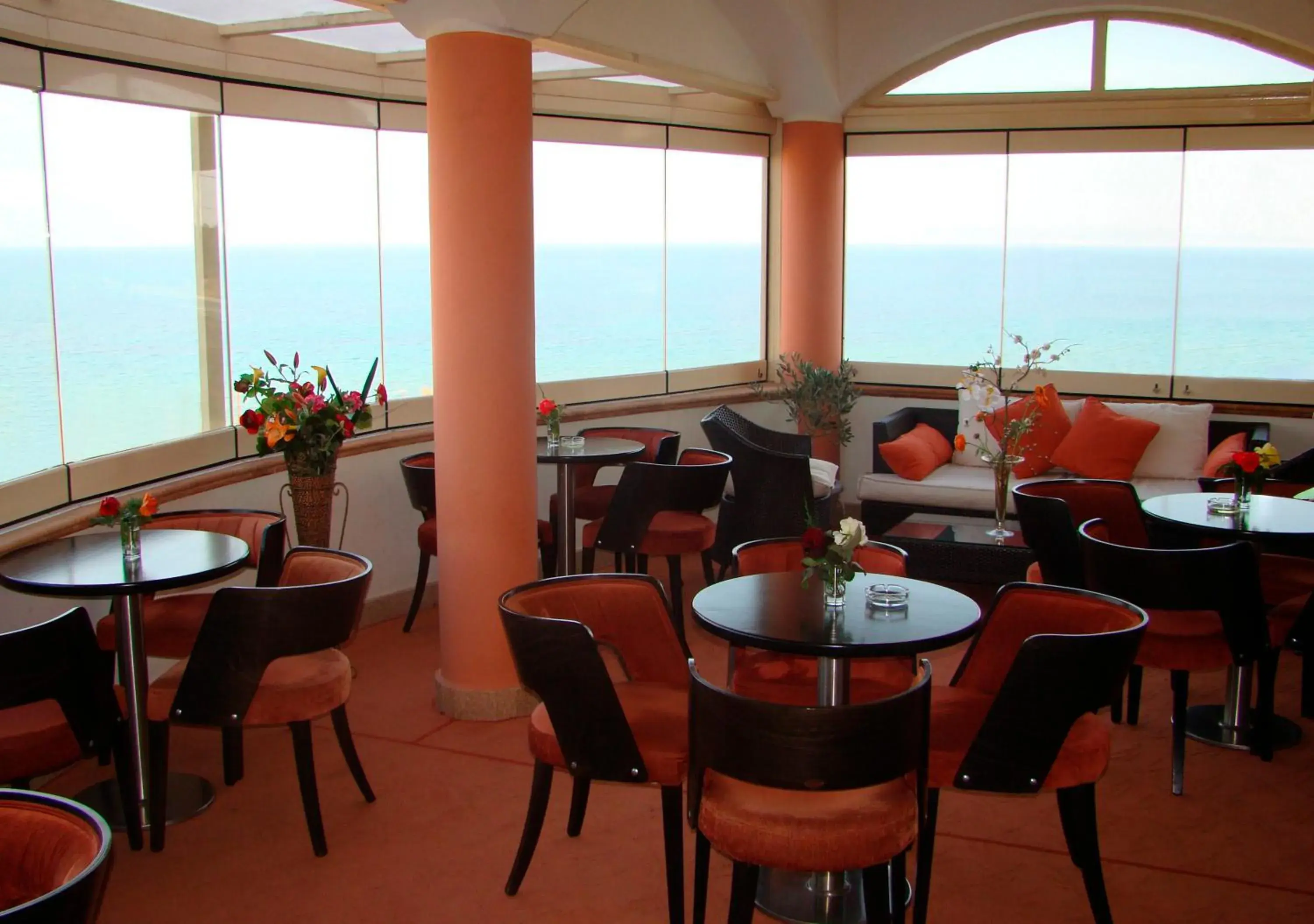 Restaurant/places to eat in Sea View Resorts & Spa Restaurant/places to eat in Sea View Resorts & Spa