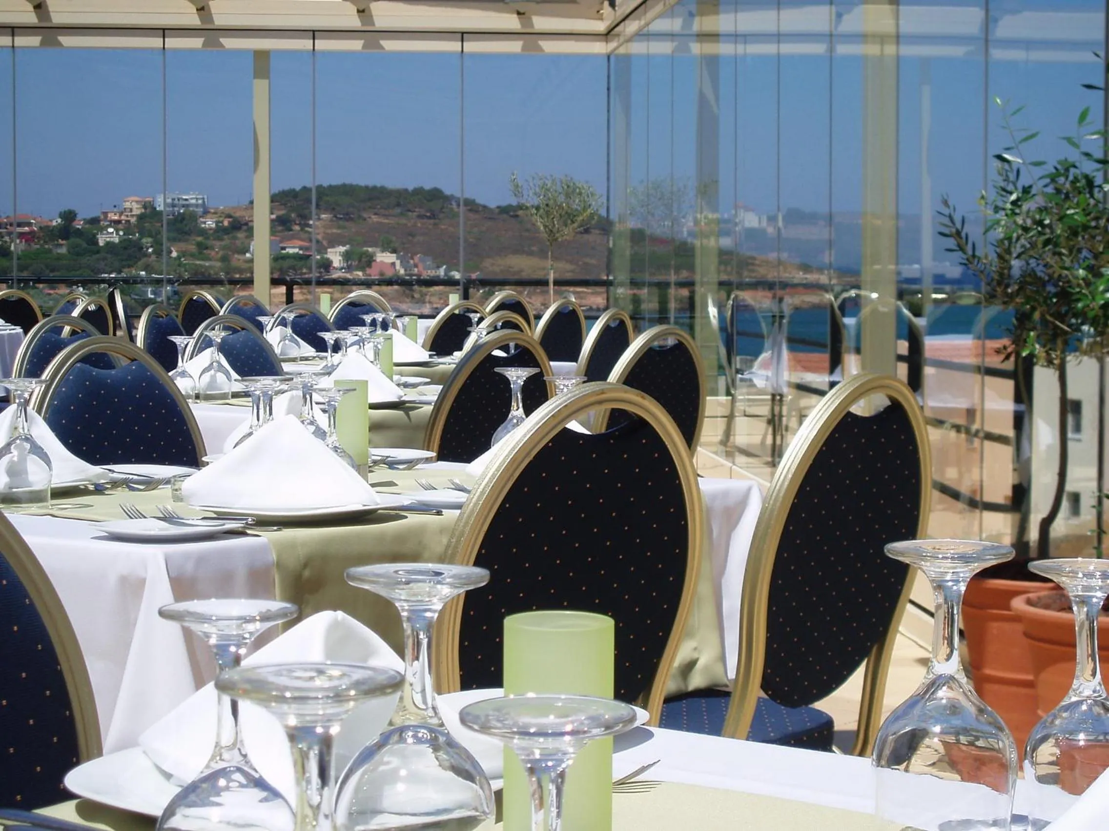 Restaurant/places to eat in Sea View Resorts & Spa