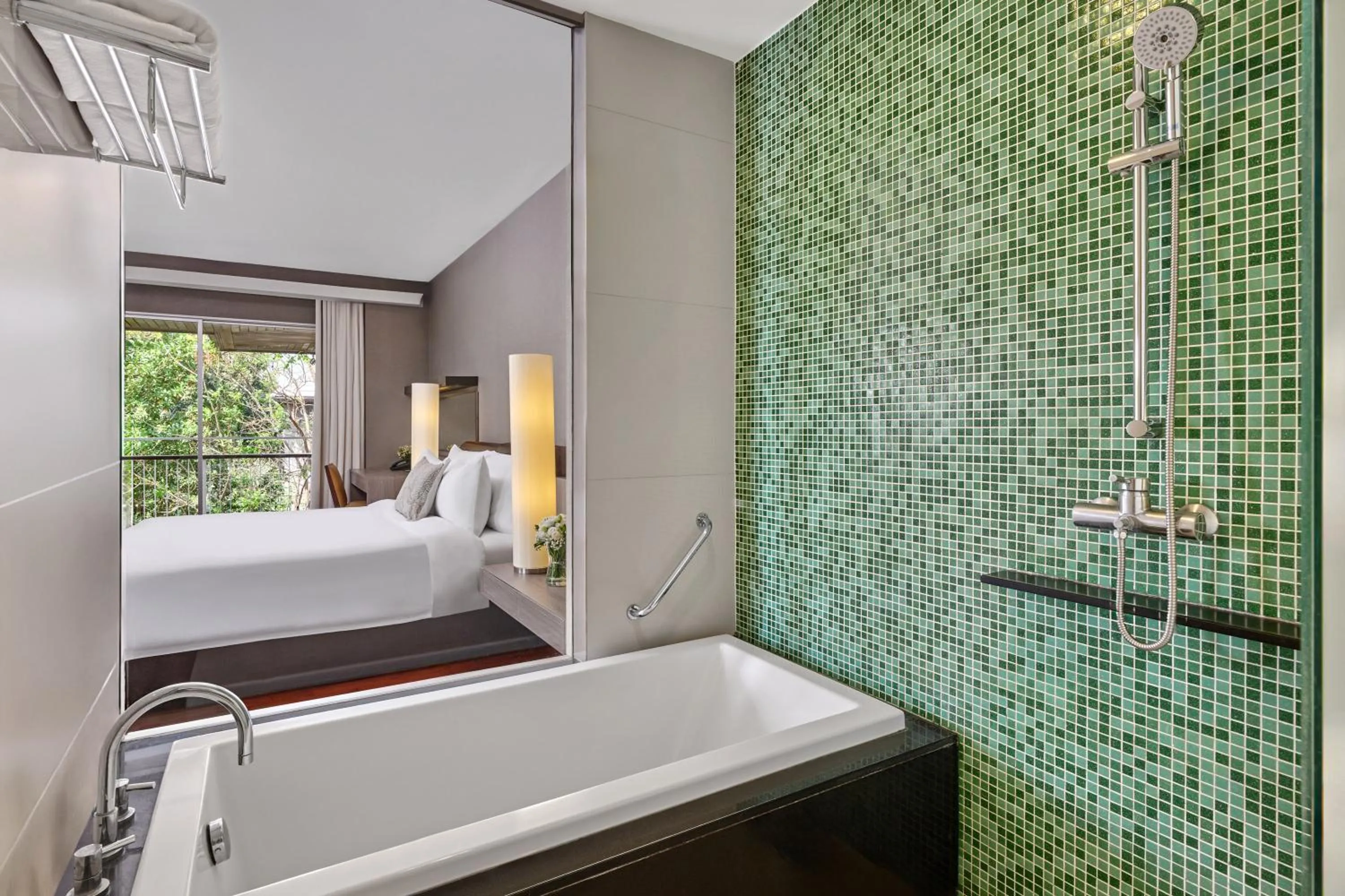 Shower, Bed in The Park Nine Hotel Srinakarin