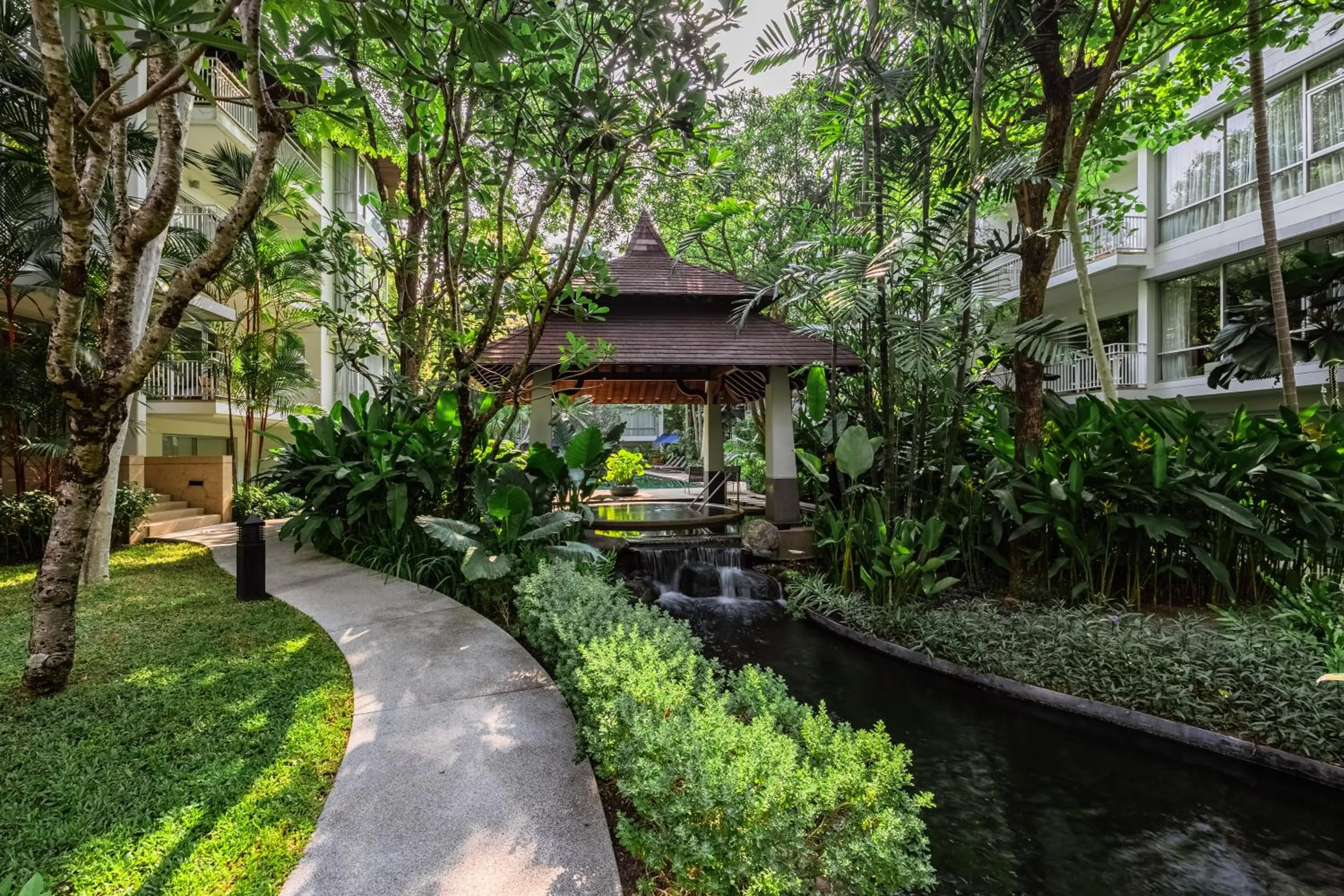 Garden in The Park Nine Hotel Srinakarin