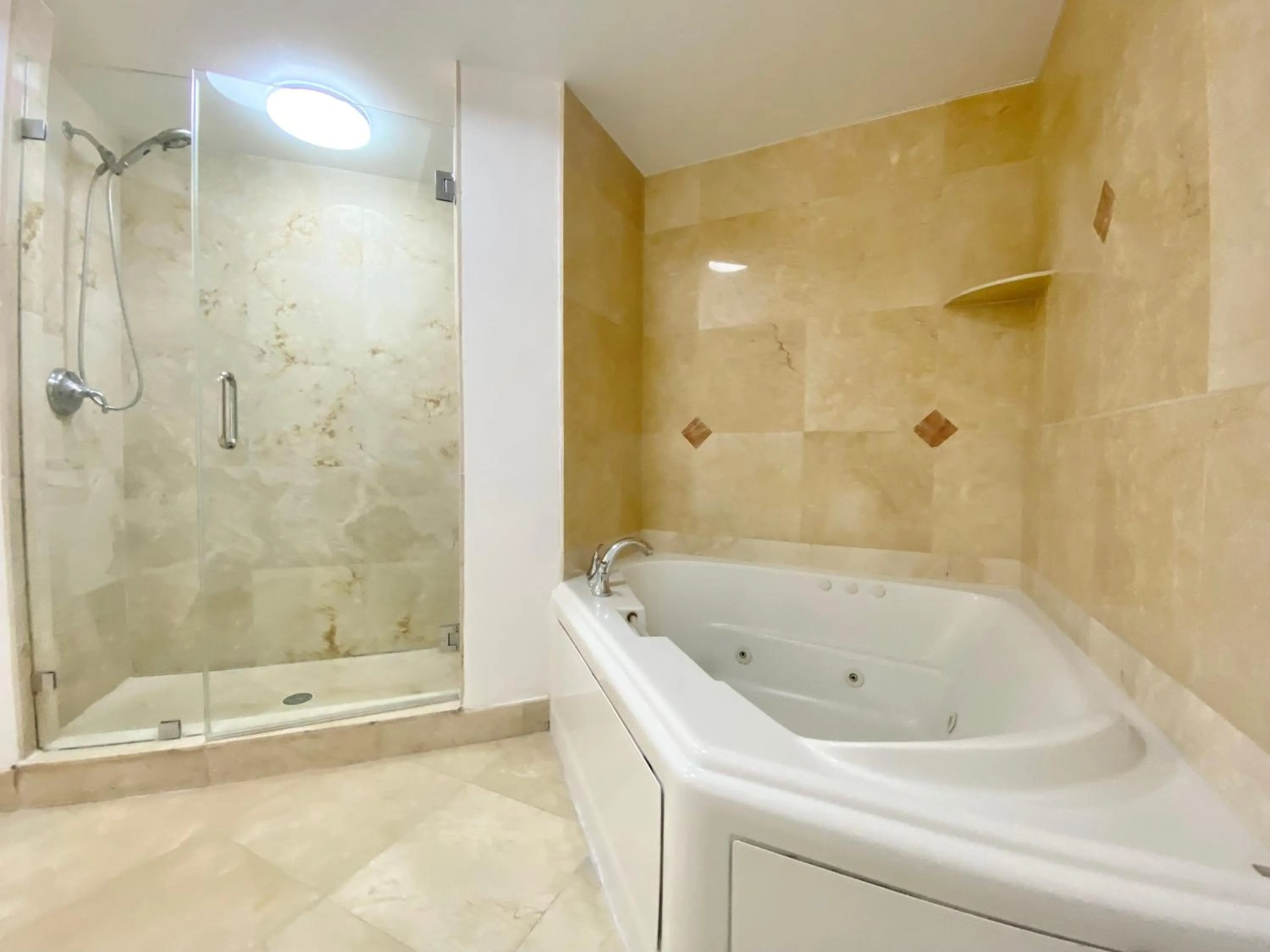 The King David Condos