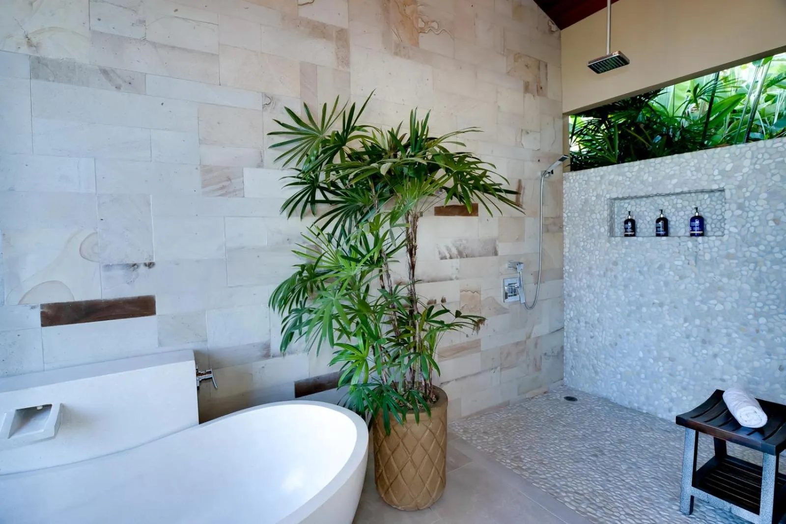 Shower in Golden Pineapple Villas-Adults Only