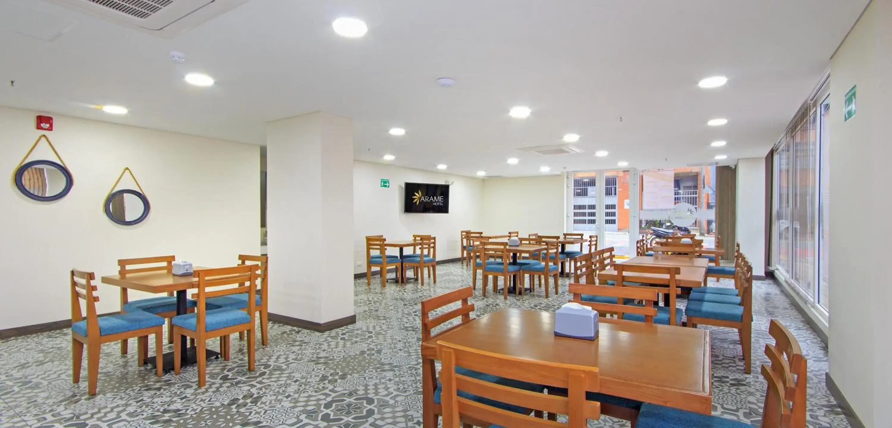 Restaurant/places to eat in Arame Hotel Restaurant/places to eat in Arame Hotel