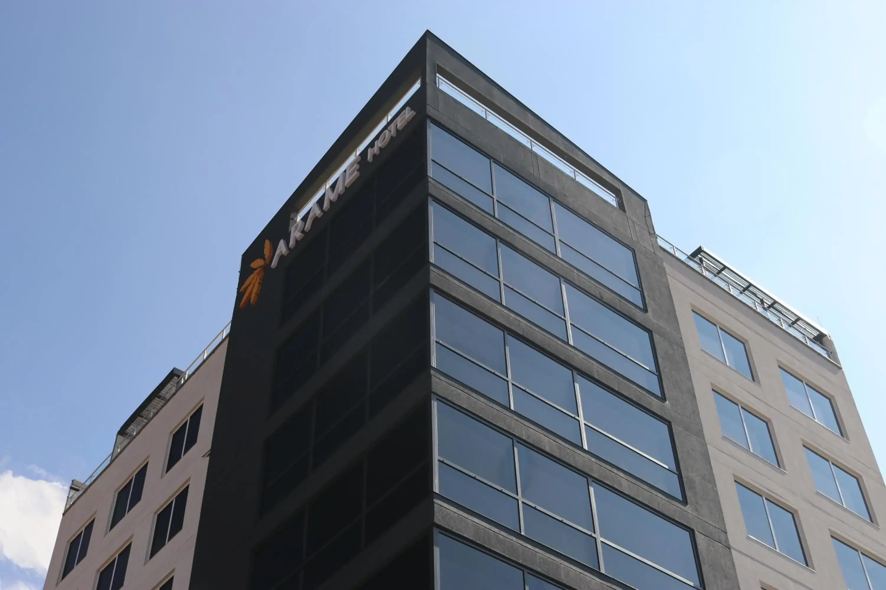 Property building in Arame Hotel Property building in Arame Hotel