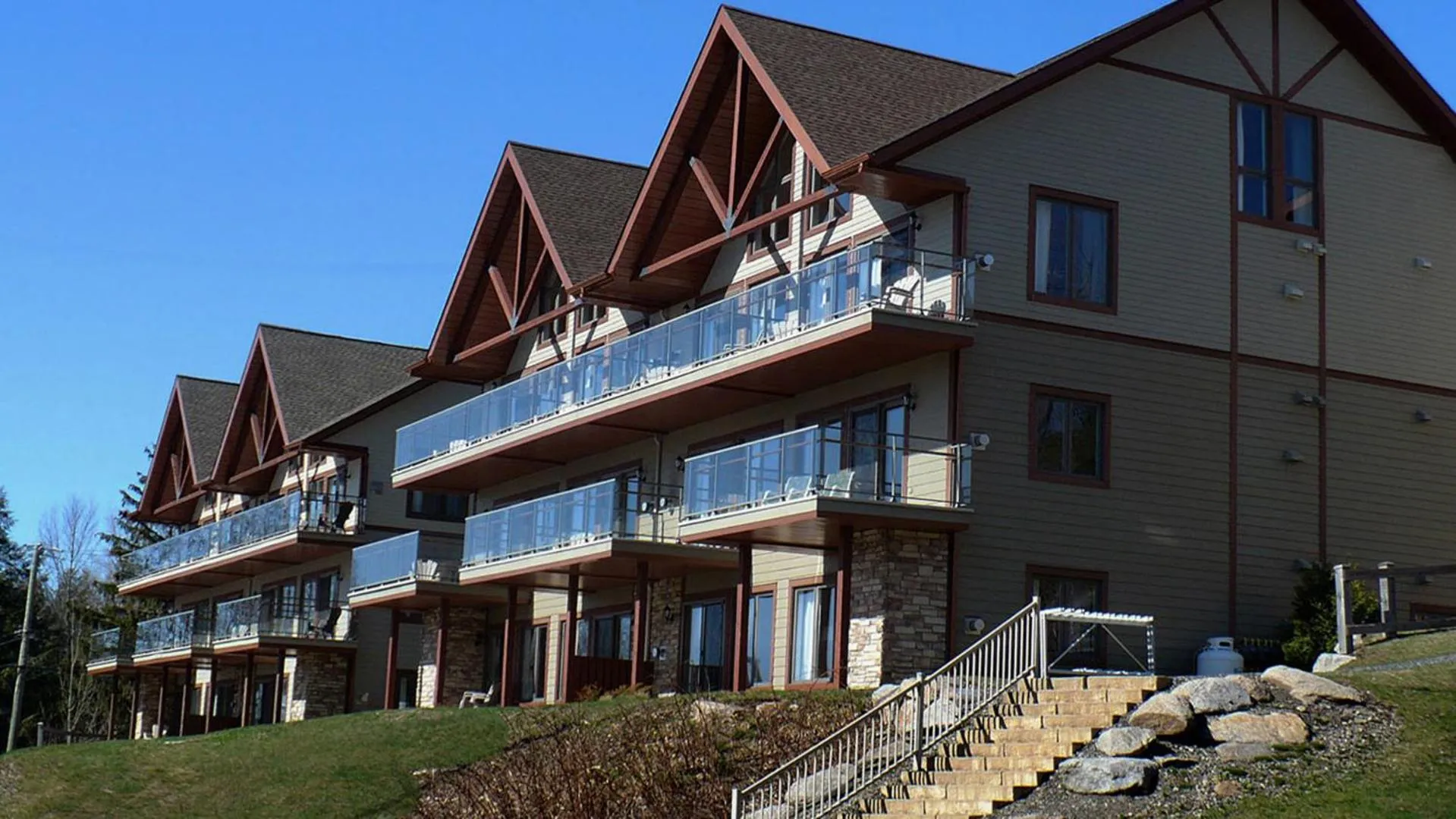 Property building in Au pied des pentes