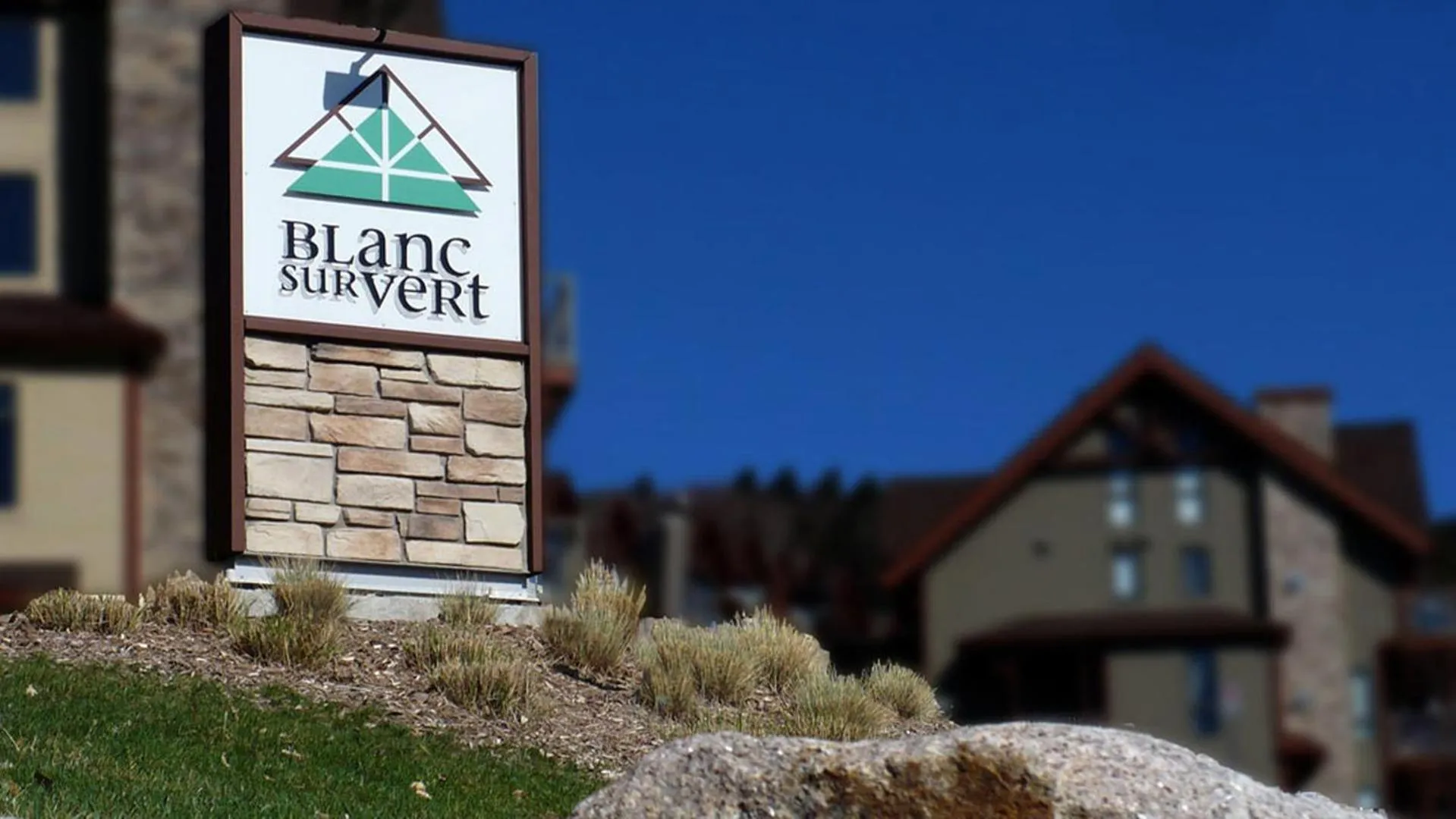 Property building in Au pied des pentes