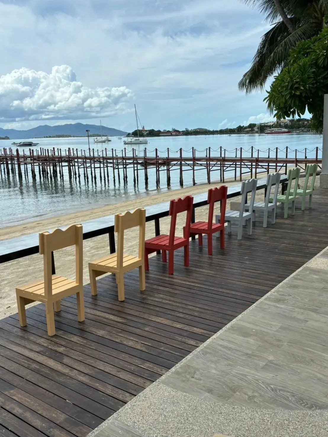 Lounge or bar in Punnpreeda Beach Resort - SHA Plus Certified Lounge or bar in Punnpreeda Beach Resort - SHA Plus Certified