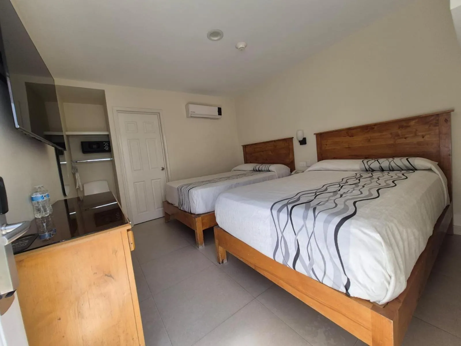 Hotel Baja