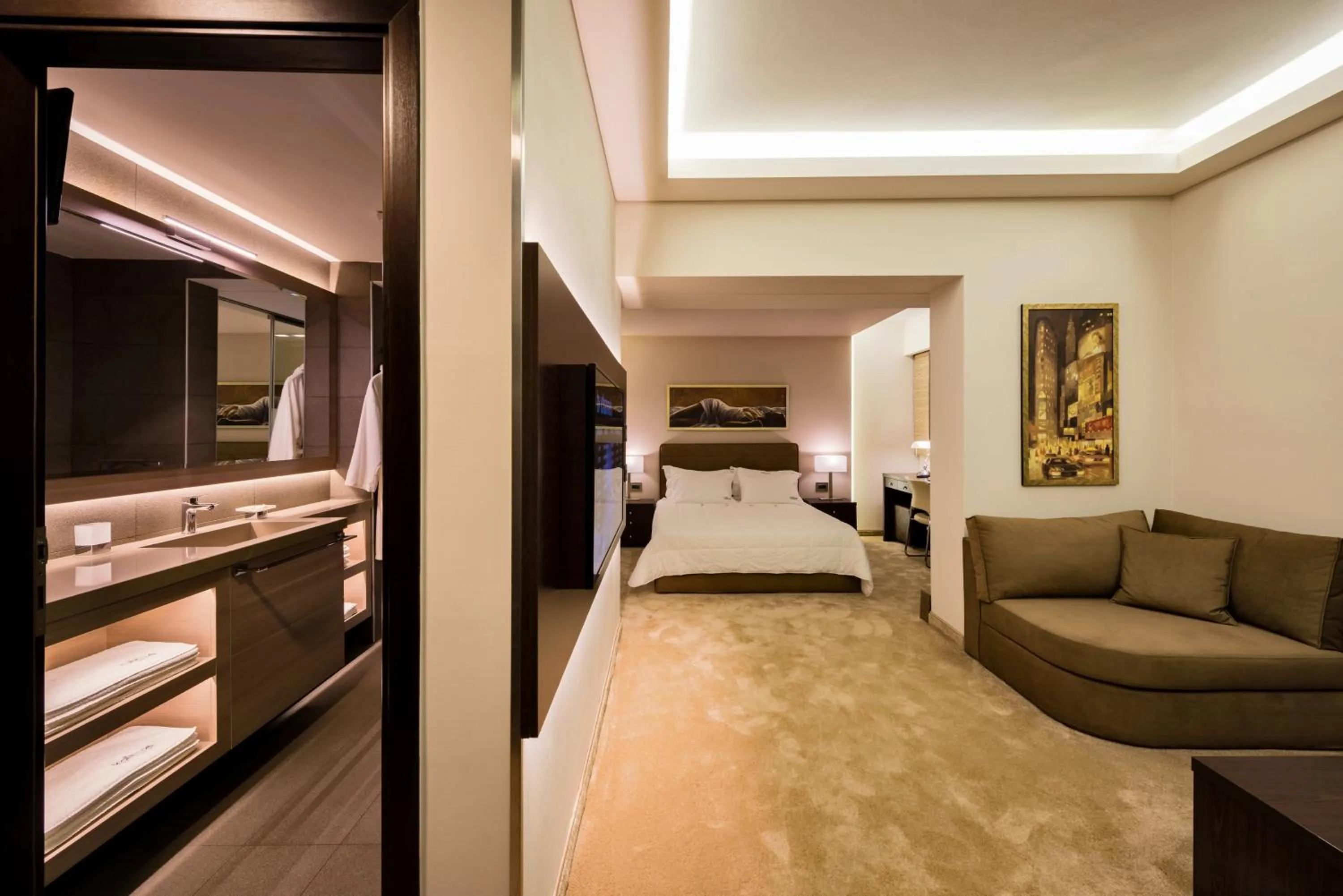 Bathroom in Kallirroe Hotel