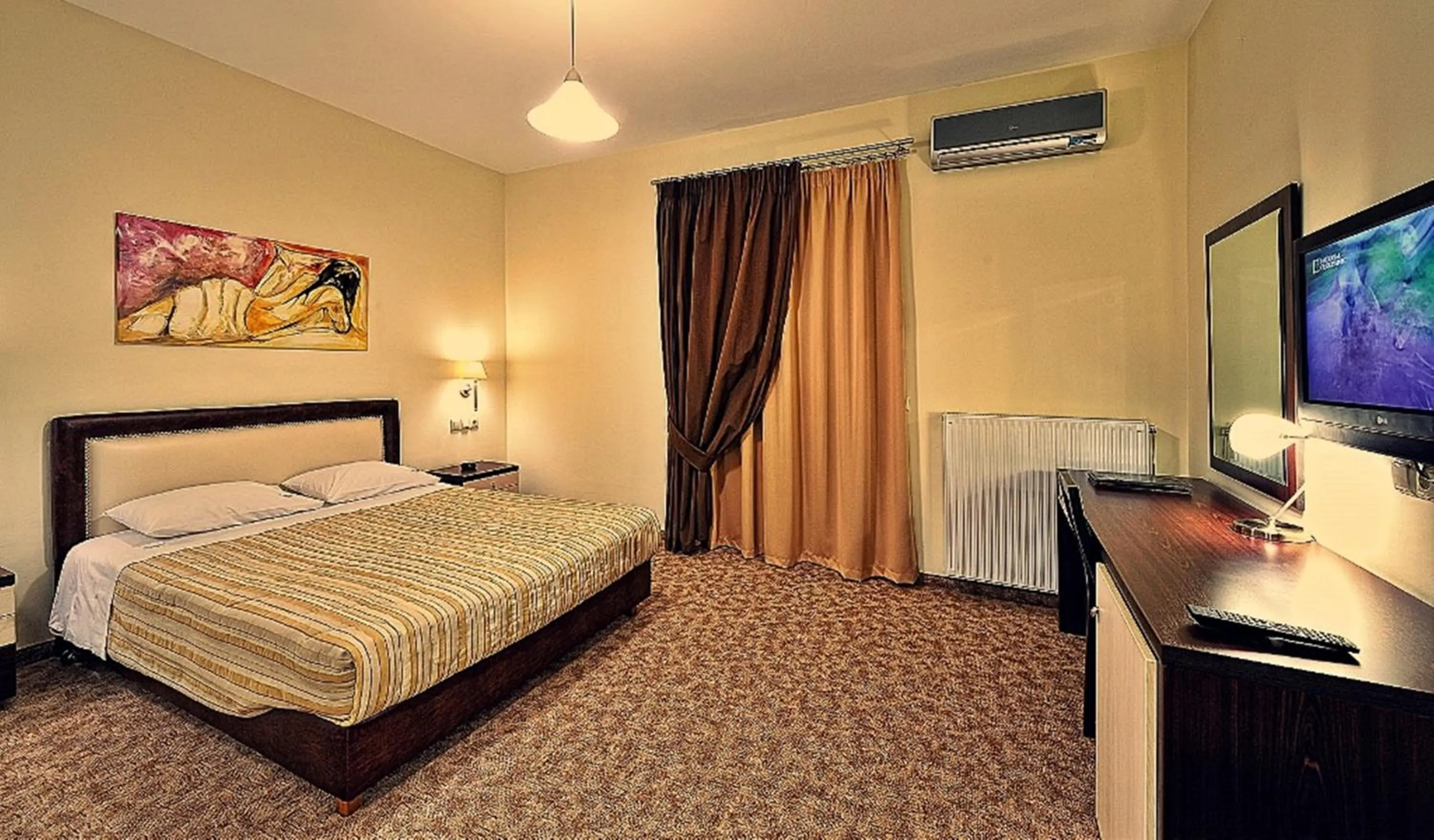 Bedroom in Kallirroe Hotel