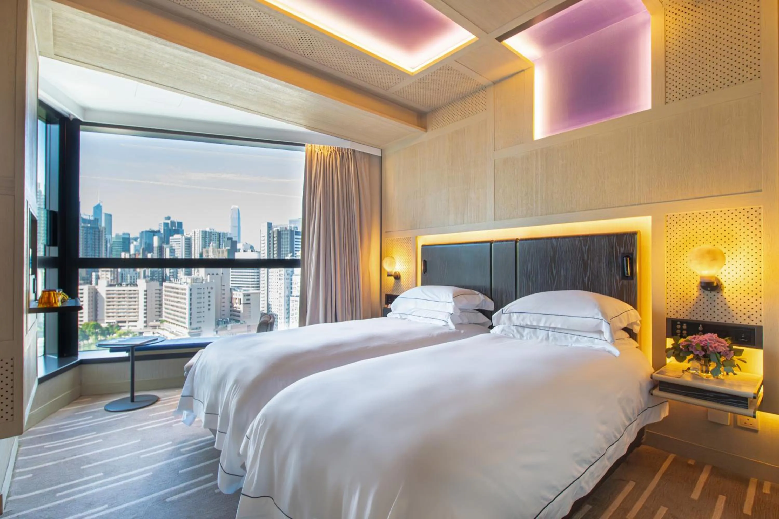 Bed in The Emperor Hotel