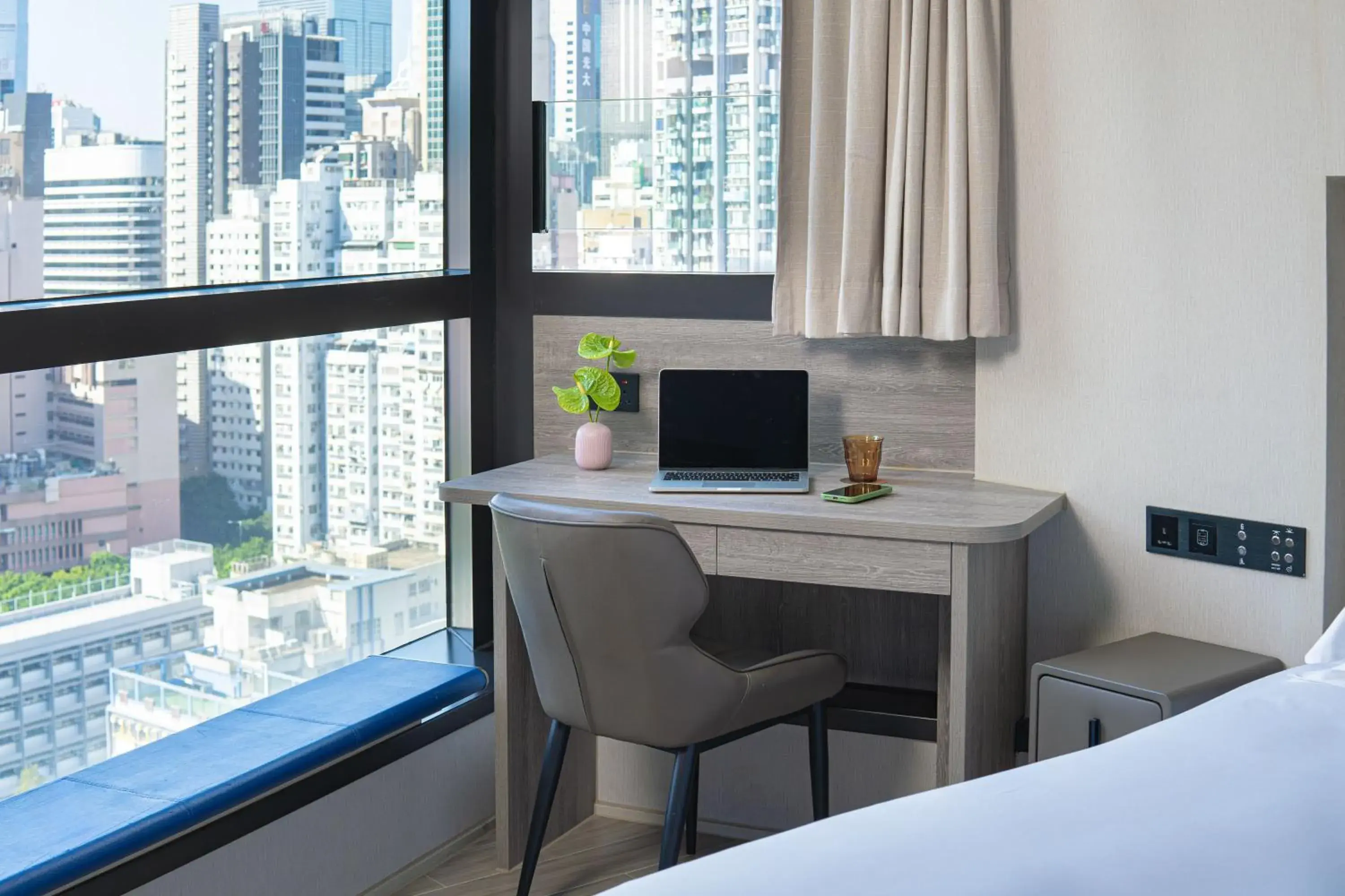 Bed in The Emperor Hotel Bed in The Emperor Hotel