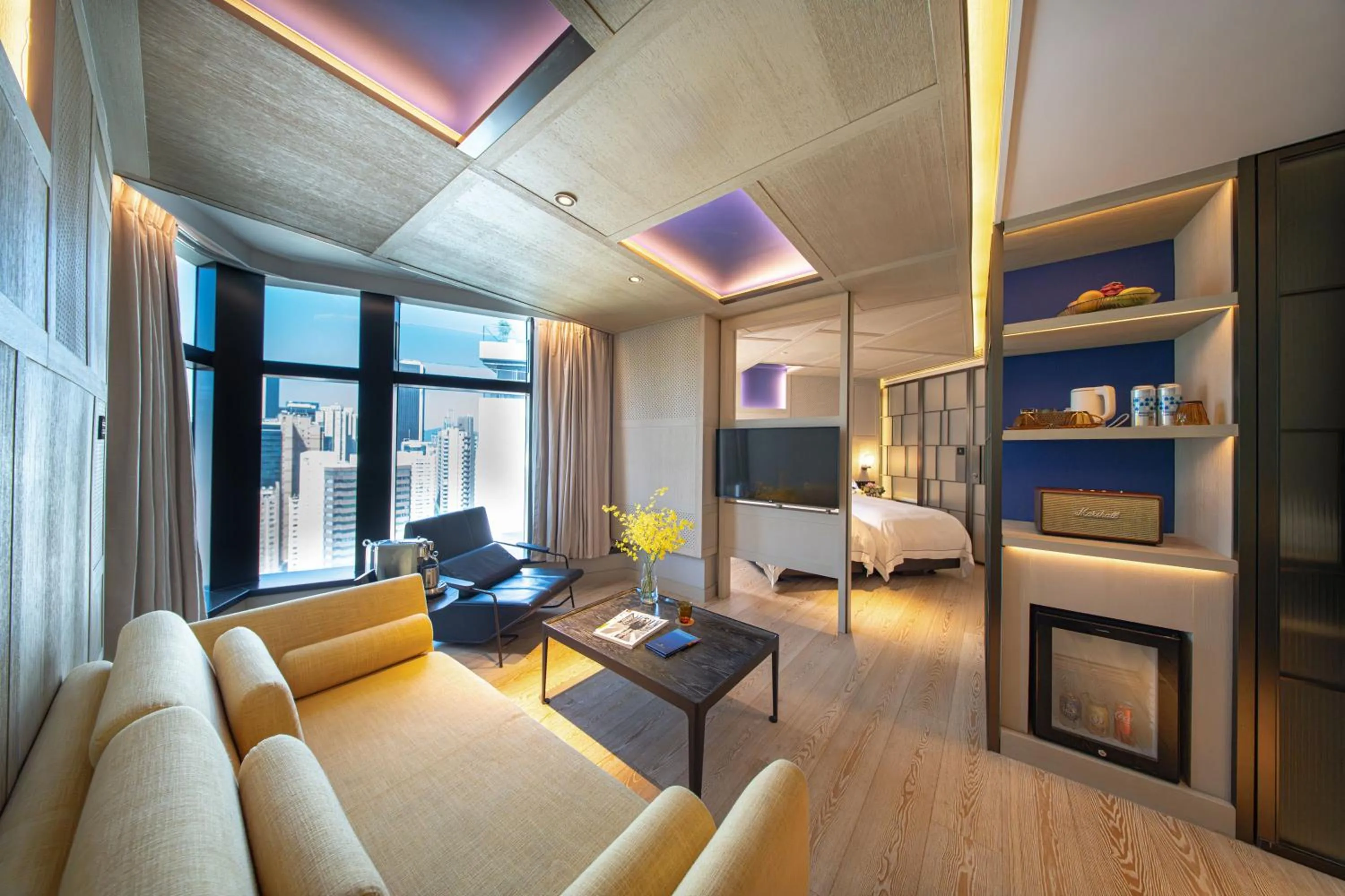 Bed in The Emperor Hotel