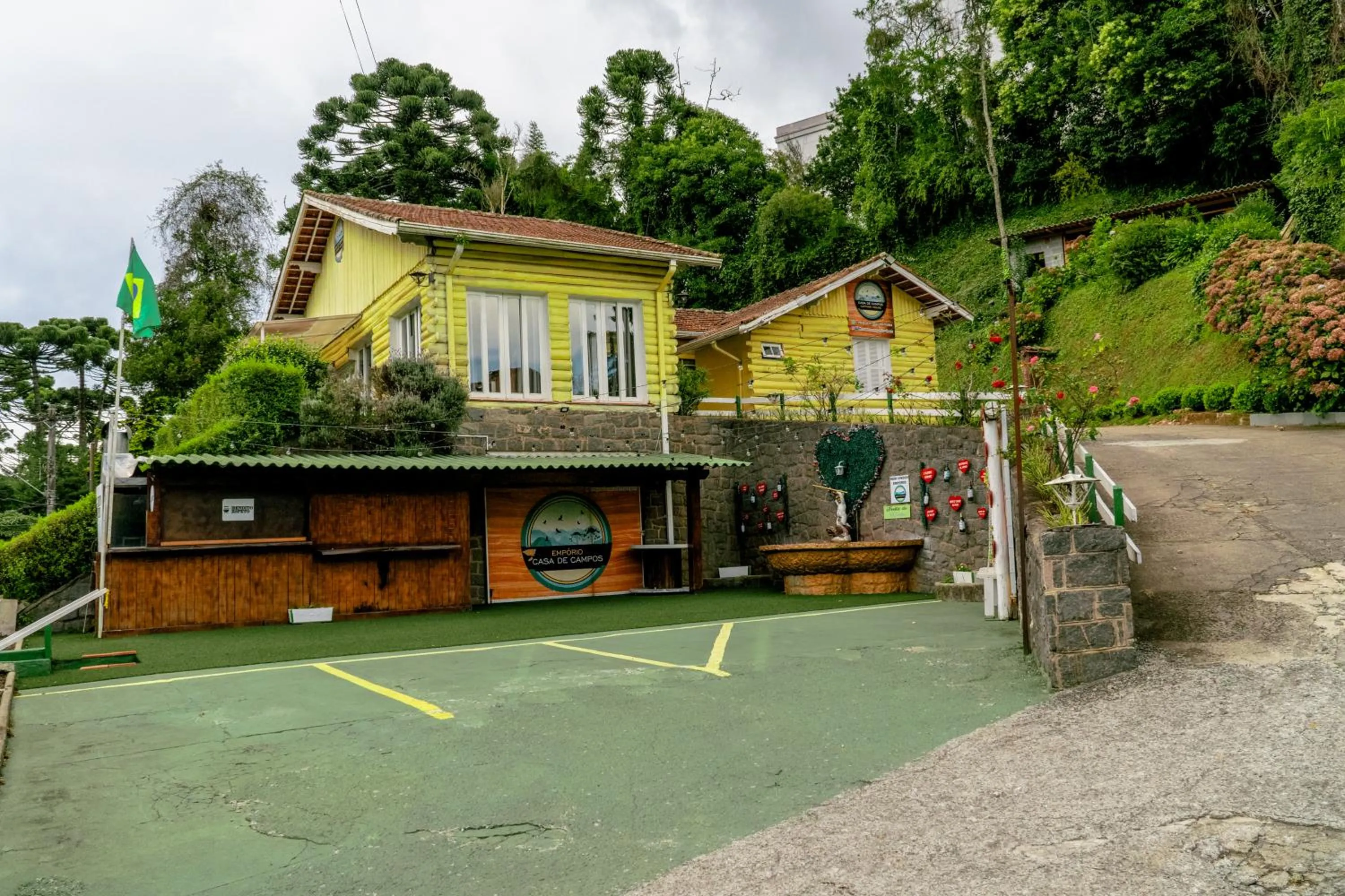 Property building in VELINN Pousada Casa de Campos Capivari House