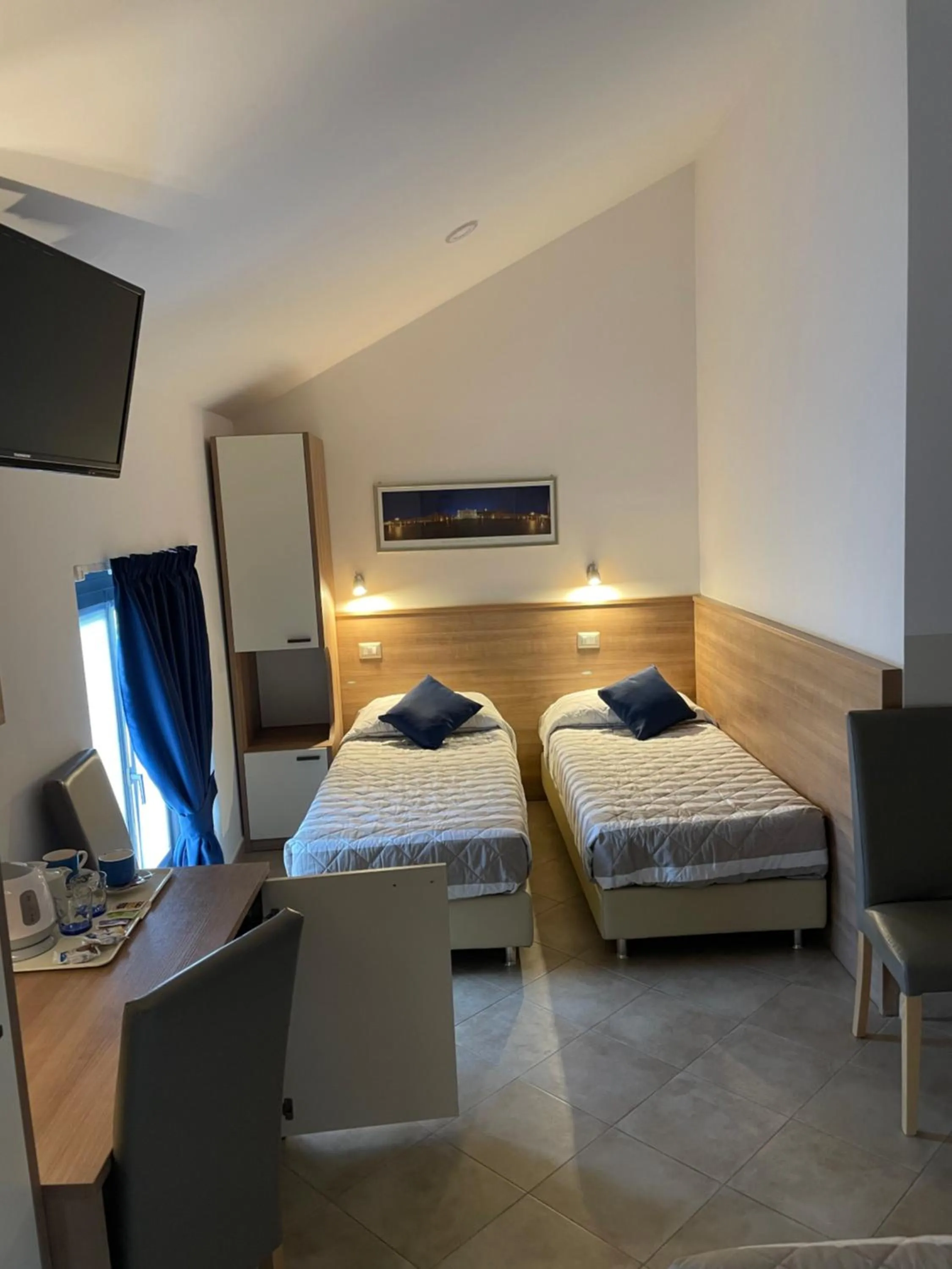 Bed in Hotel Montecarlo