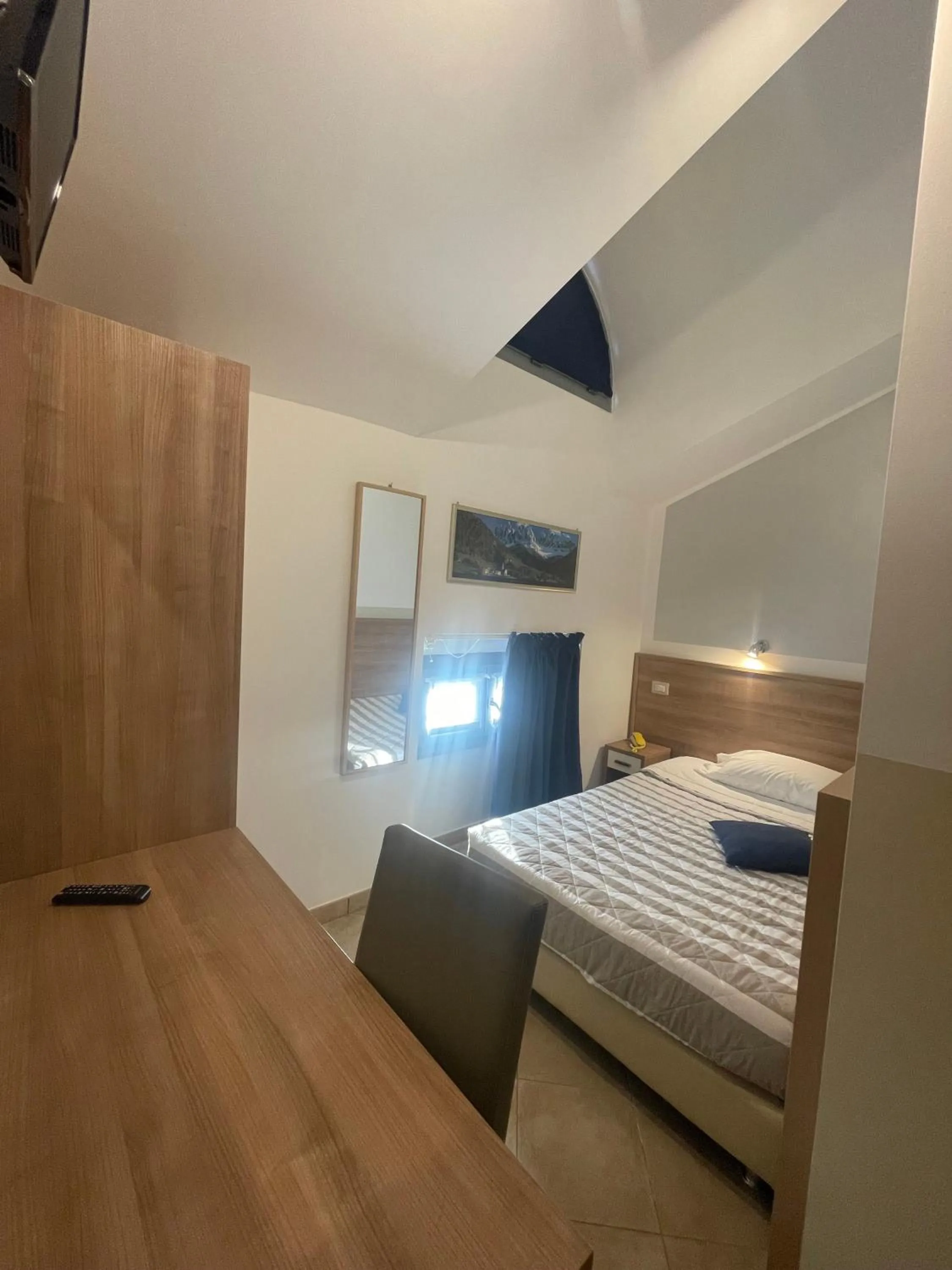 Bed in Hotel Montecarlo