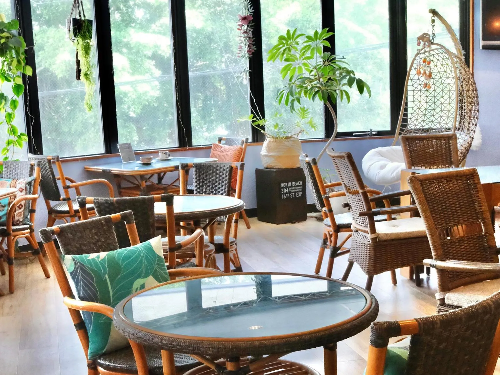 Communal lounge/ TV room in Pension Moon Villa