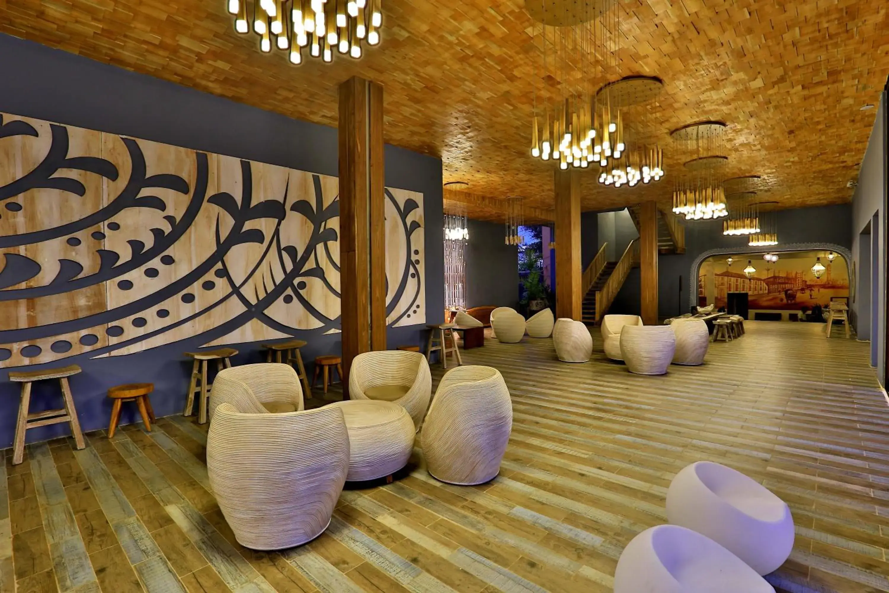 Lobby or reception in Thaproban Pavilion Waves Lobby or reception in Thaproban Pavilion Waves