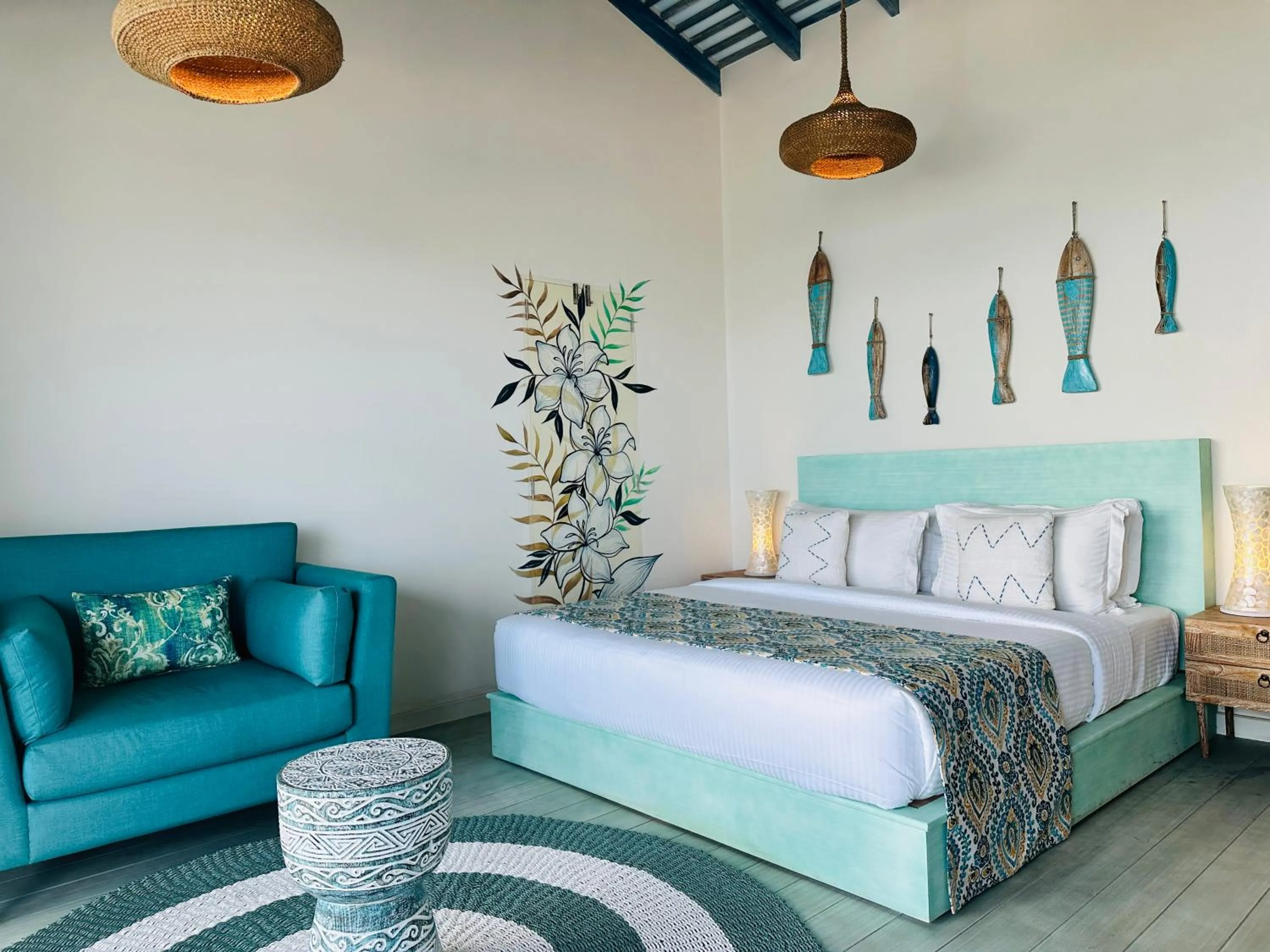 Bed in Thaproban Pavilion Waves