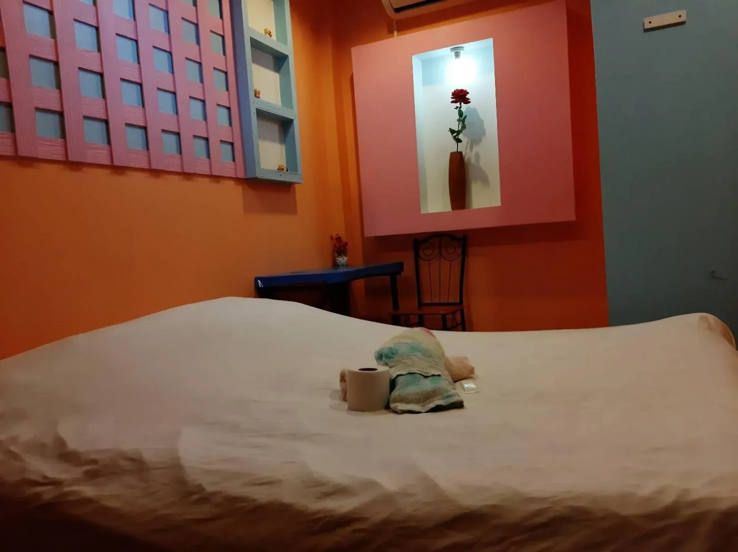 Bed in Adchara Mansion