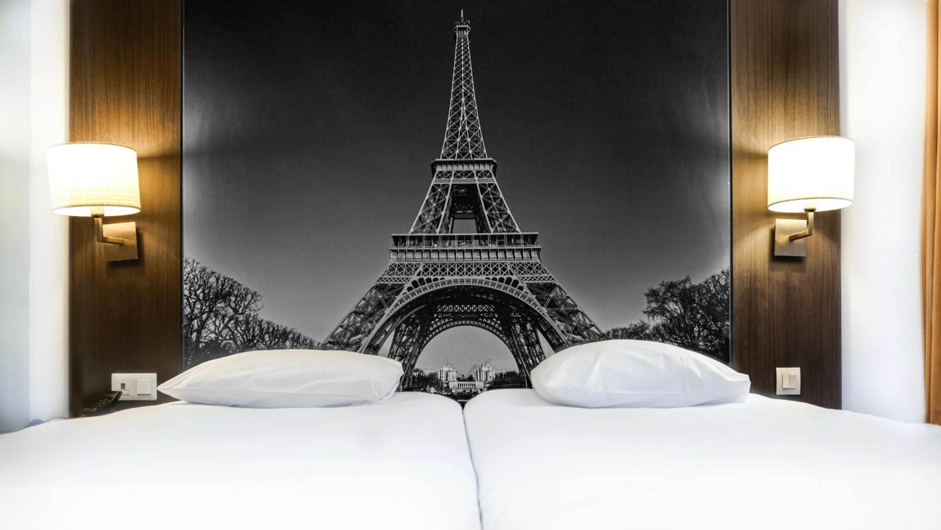 Bedroom, Bed in Hotel Victoria