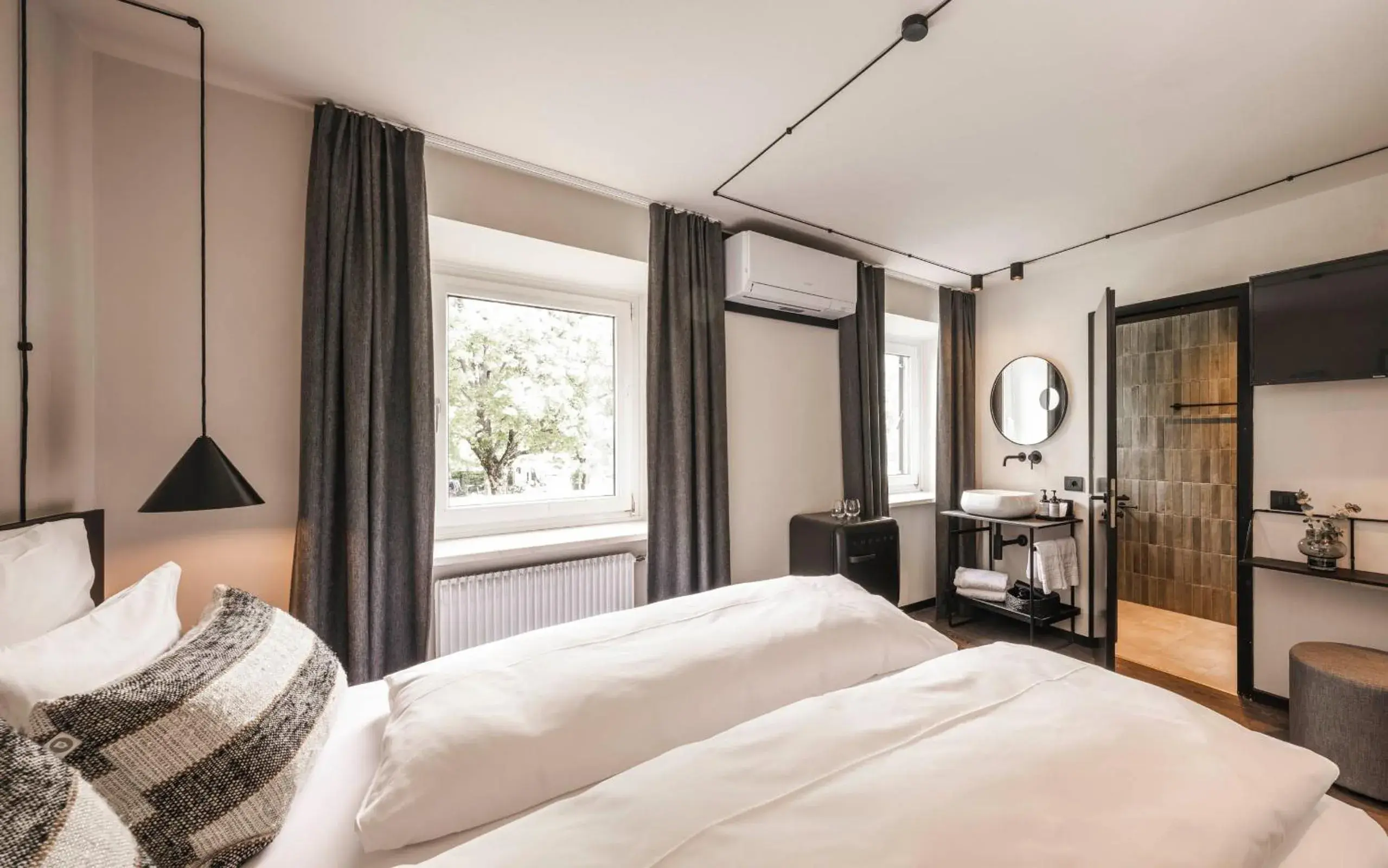 Economy Double Room - single occupancy in Hotel Löwenhof Economy Double Room - single occupancy in Hotel Löwenhof