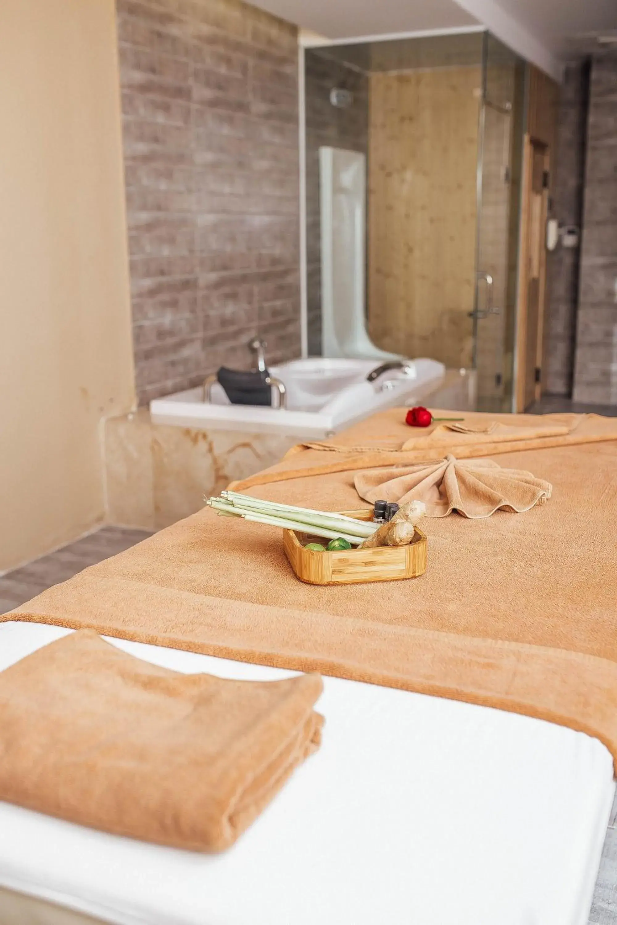 Spa and wellness centre/facilities, Bed in Muong Thanh Luxury Bac Ninh Hotel Spa and wellness centre/facilities, Bed in Muong Thanh Luxury Bac Ninh Hotel