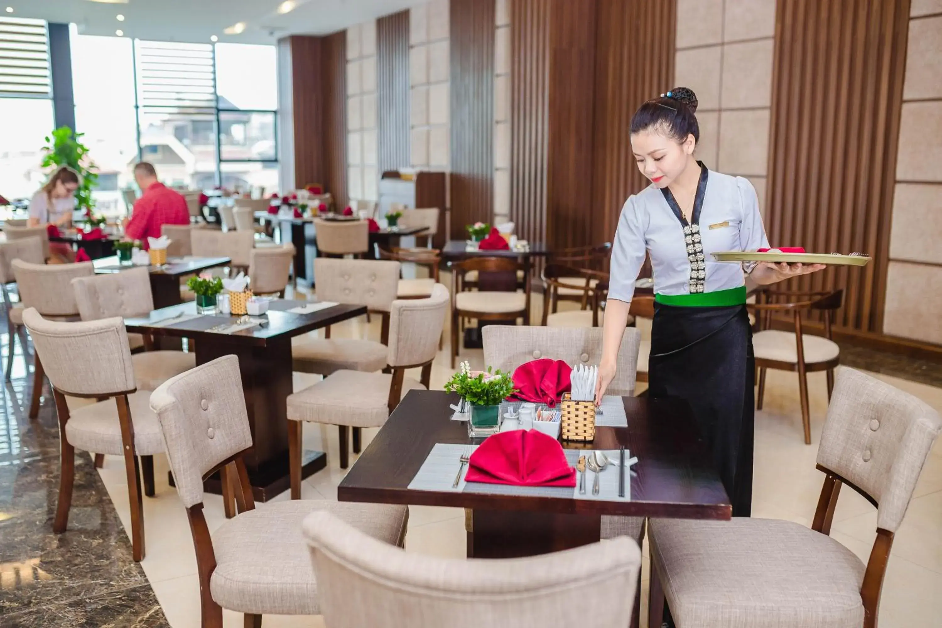 Restaurant/places to eat in Muong Thanh Luxury Bac Ninh Hotel Restaurant/places to eat in Muong Thanh Luxury Bac Ninh Hotel
